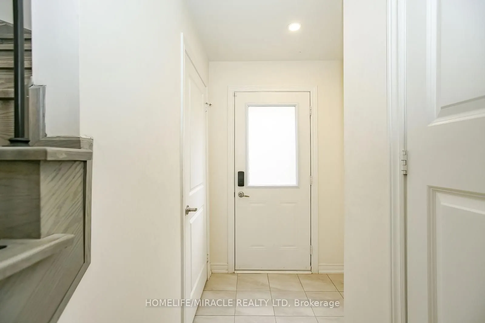 131 Kingsmere Crescent