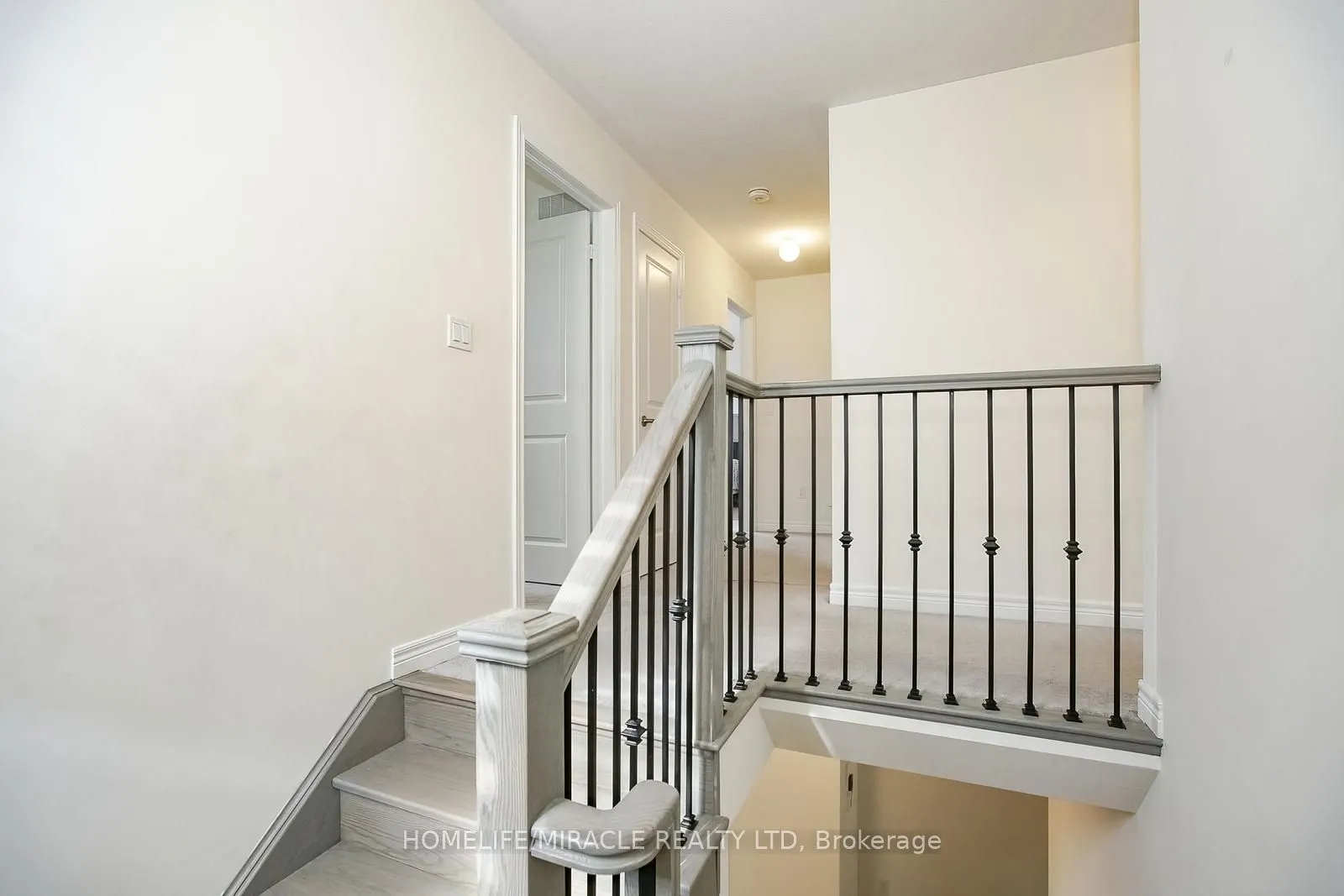 131 Kingsmere Crescent