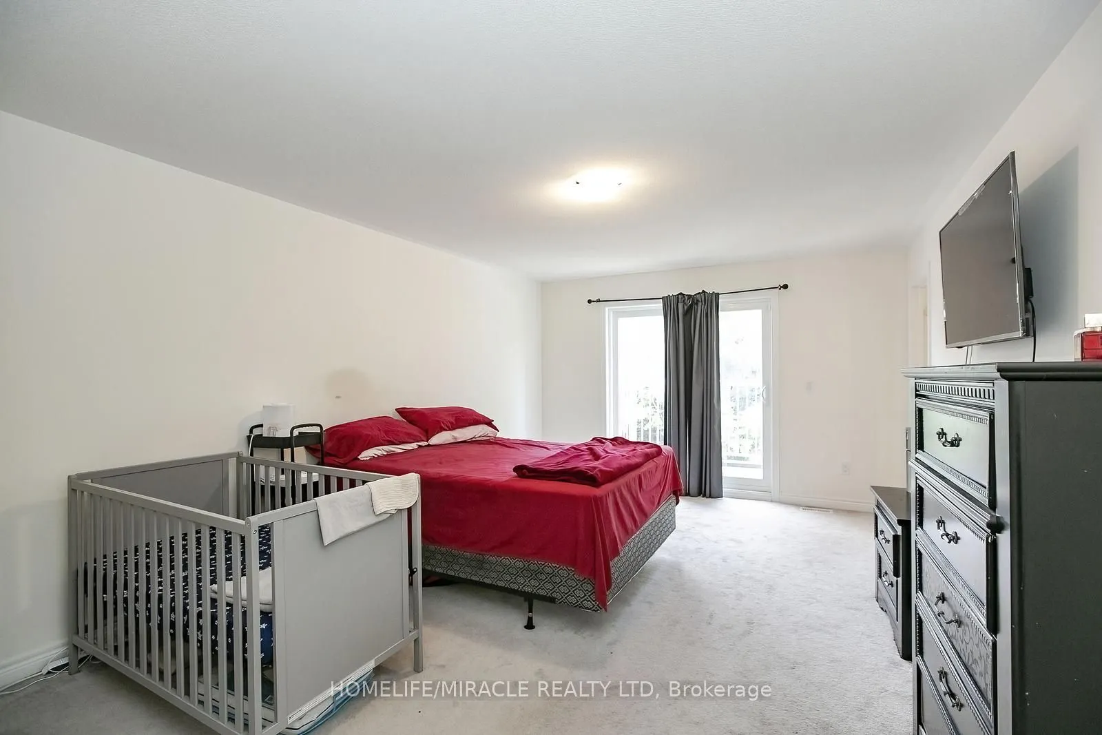 131 Kingsmere Crescent