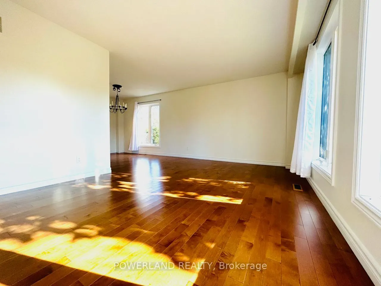 57 Sandusky Crescent