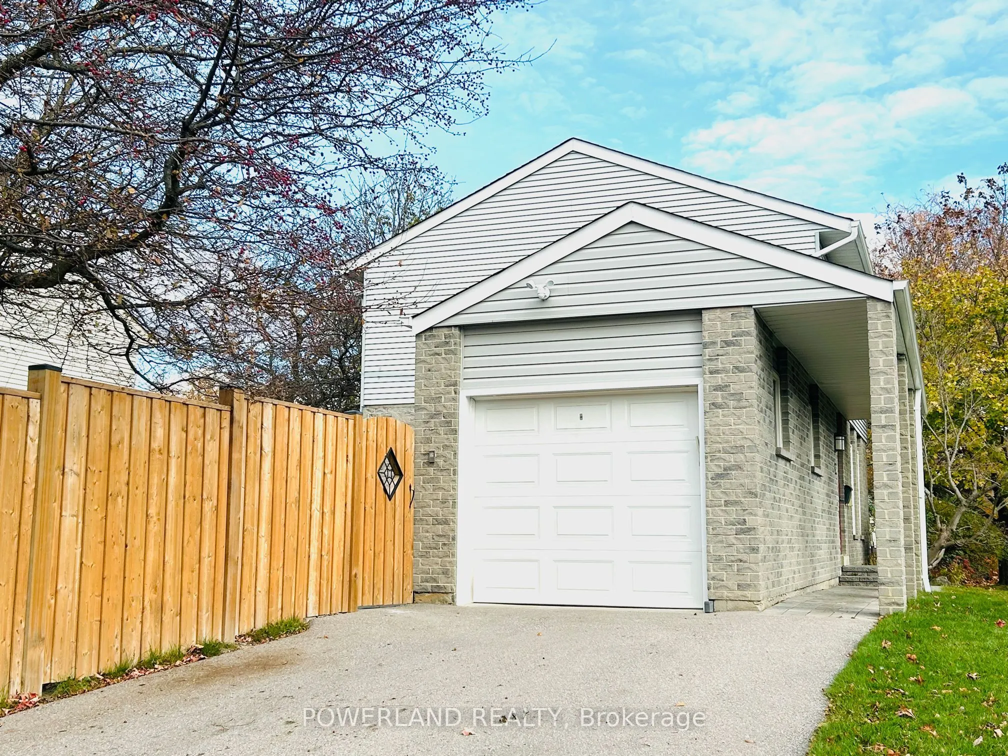 57 Sandusky Crescent