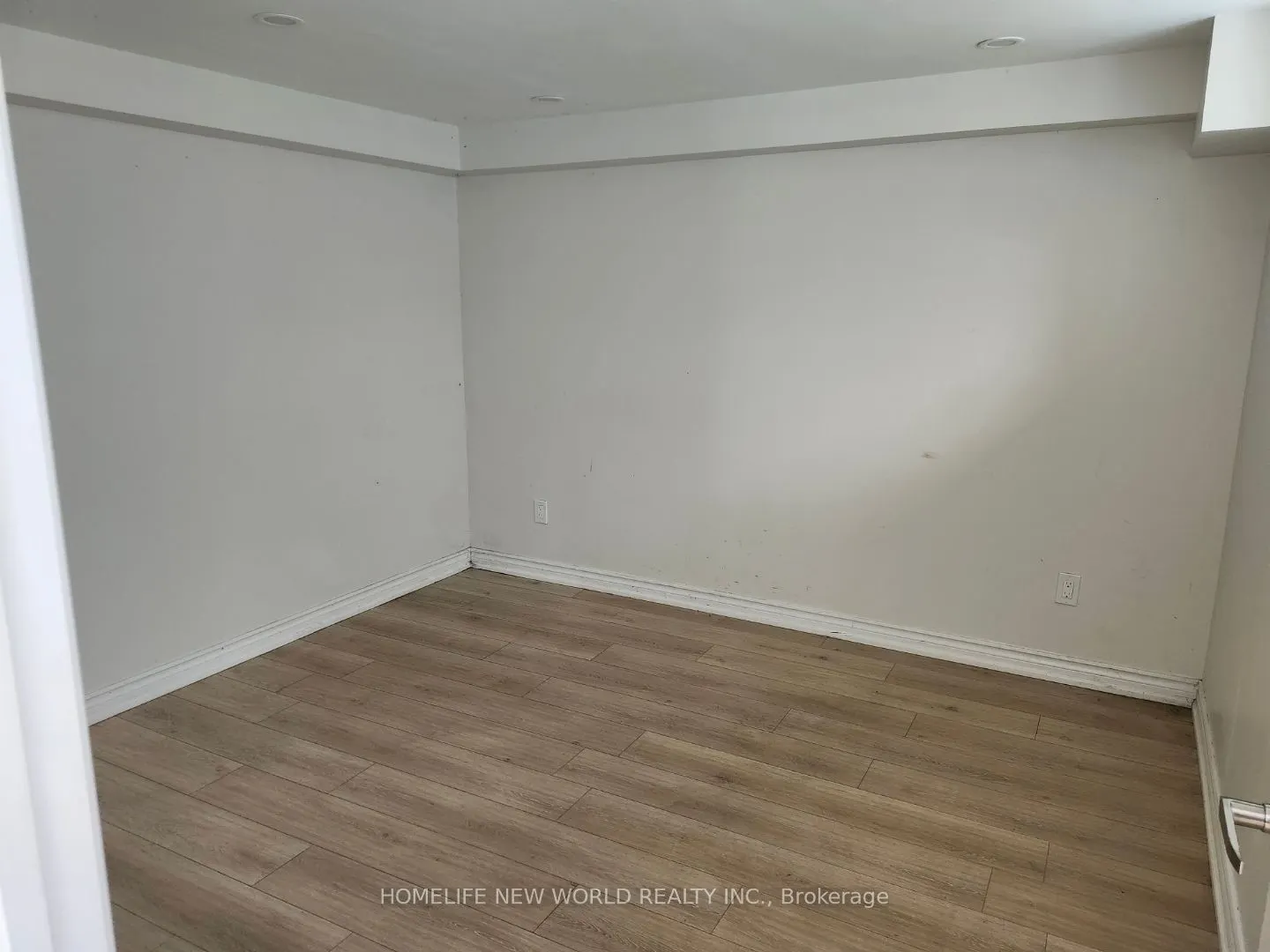 19111 Woodbine Avenue, #Basement