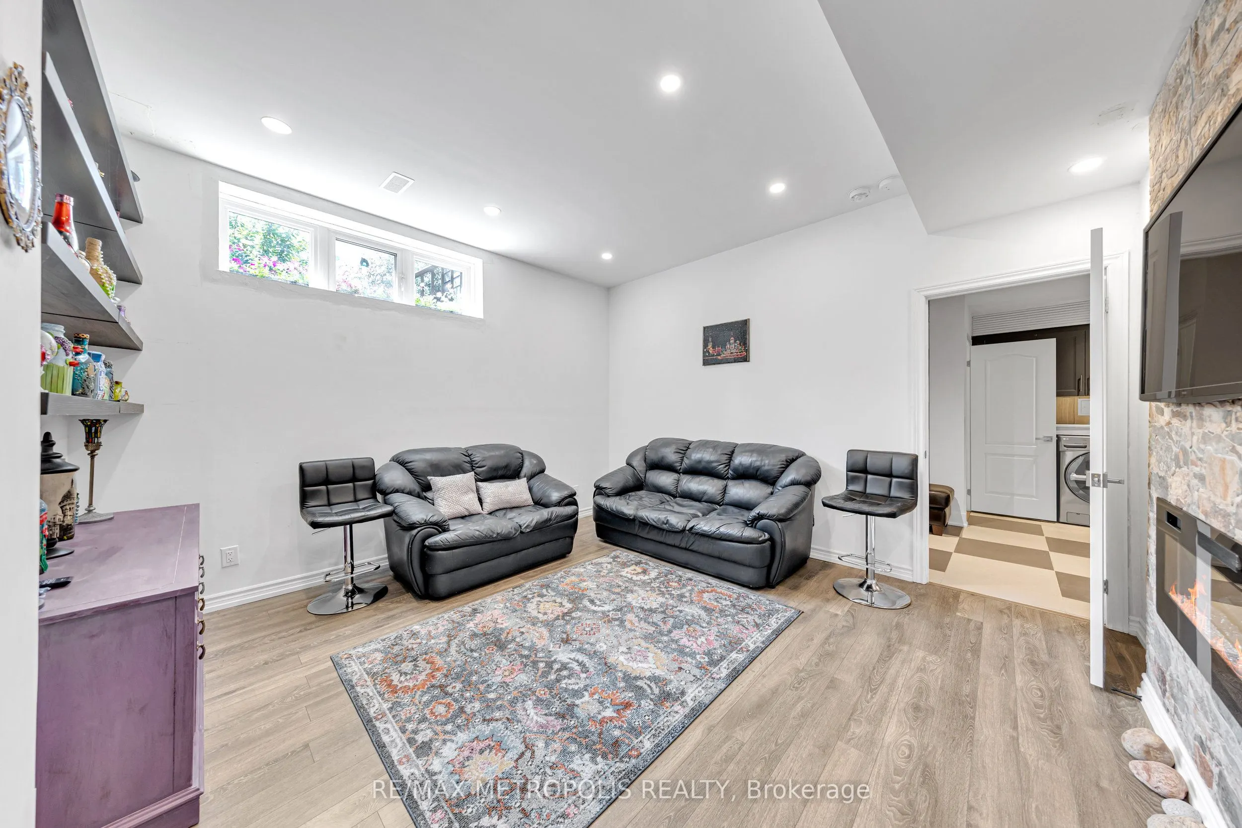 44 Atkinson Crescent