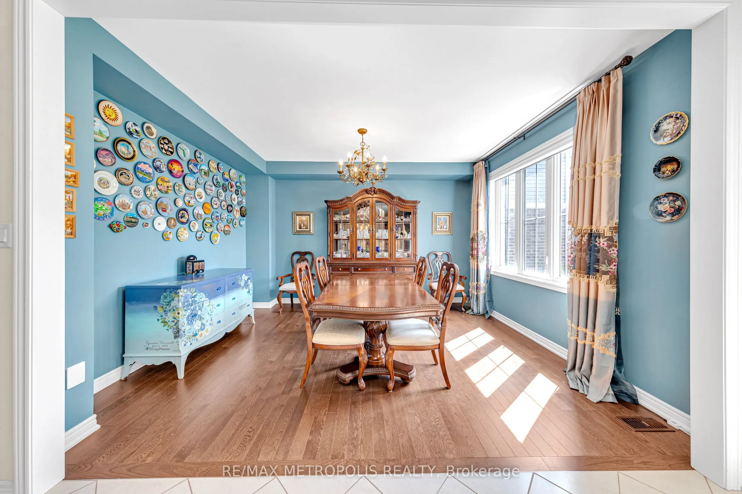 44 Atkinson Crescent