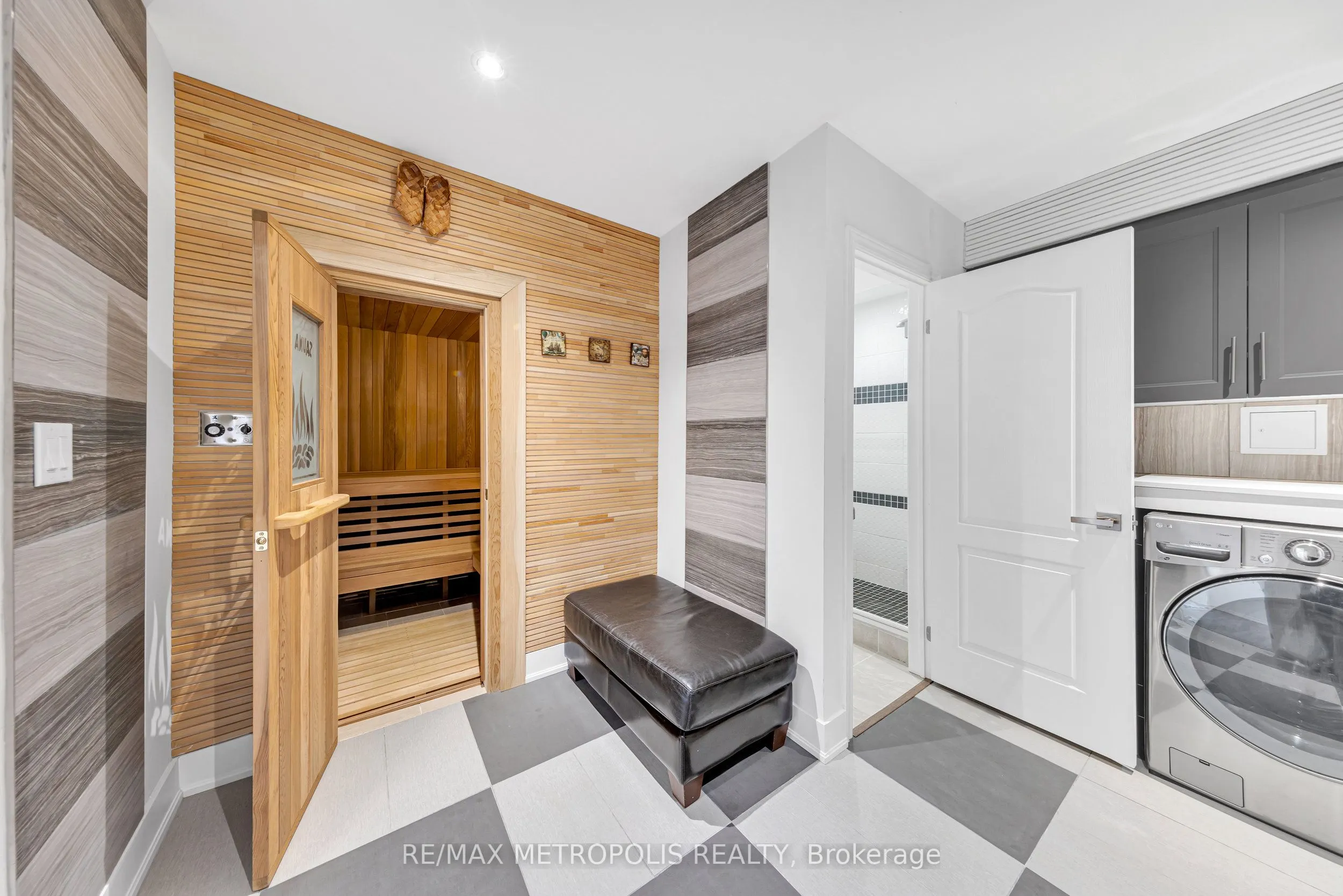44 Atkinson Crescent