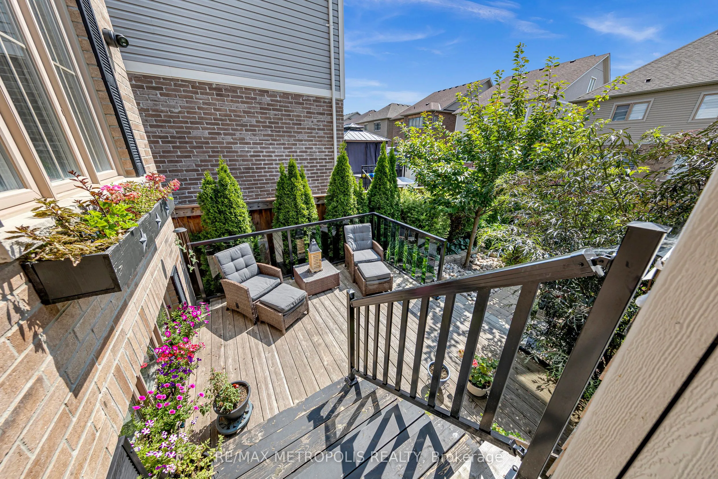 44 Atkinson Crescent