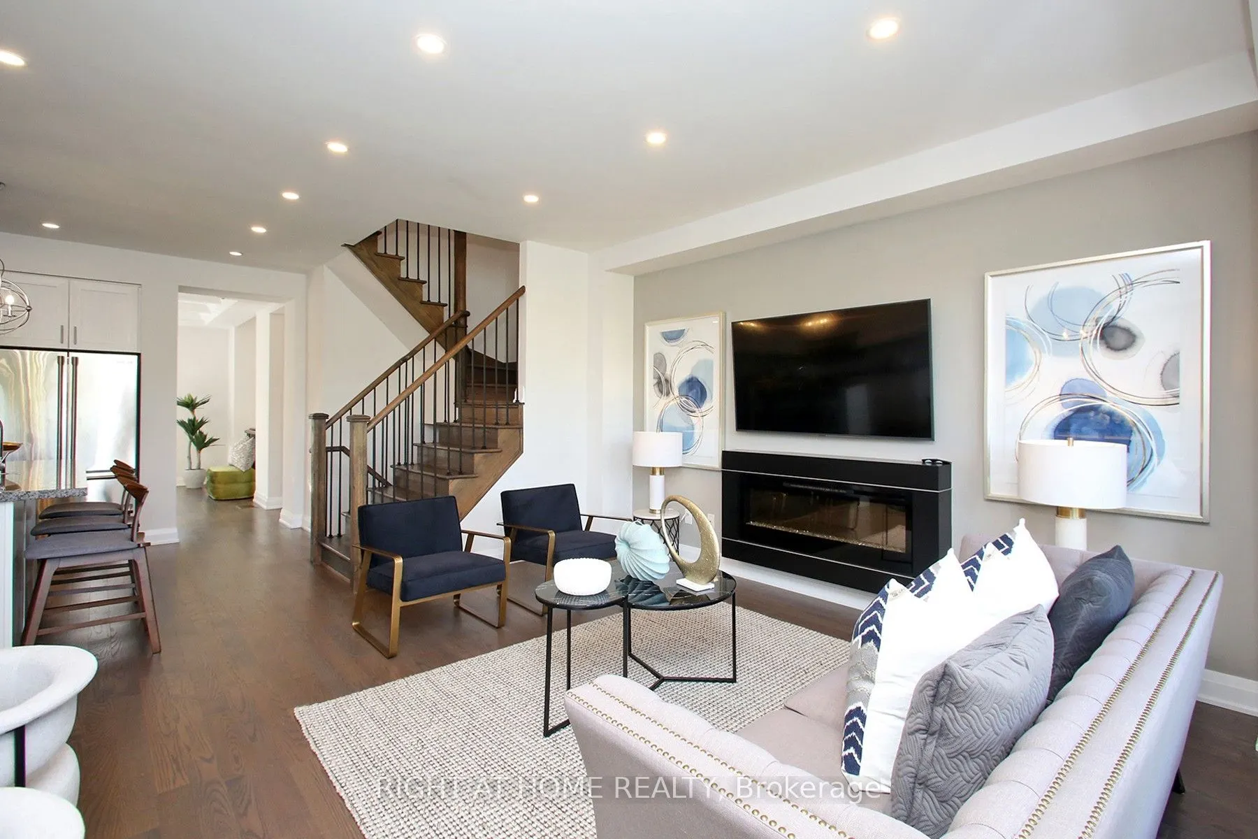 60 Duncombe Lane