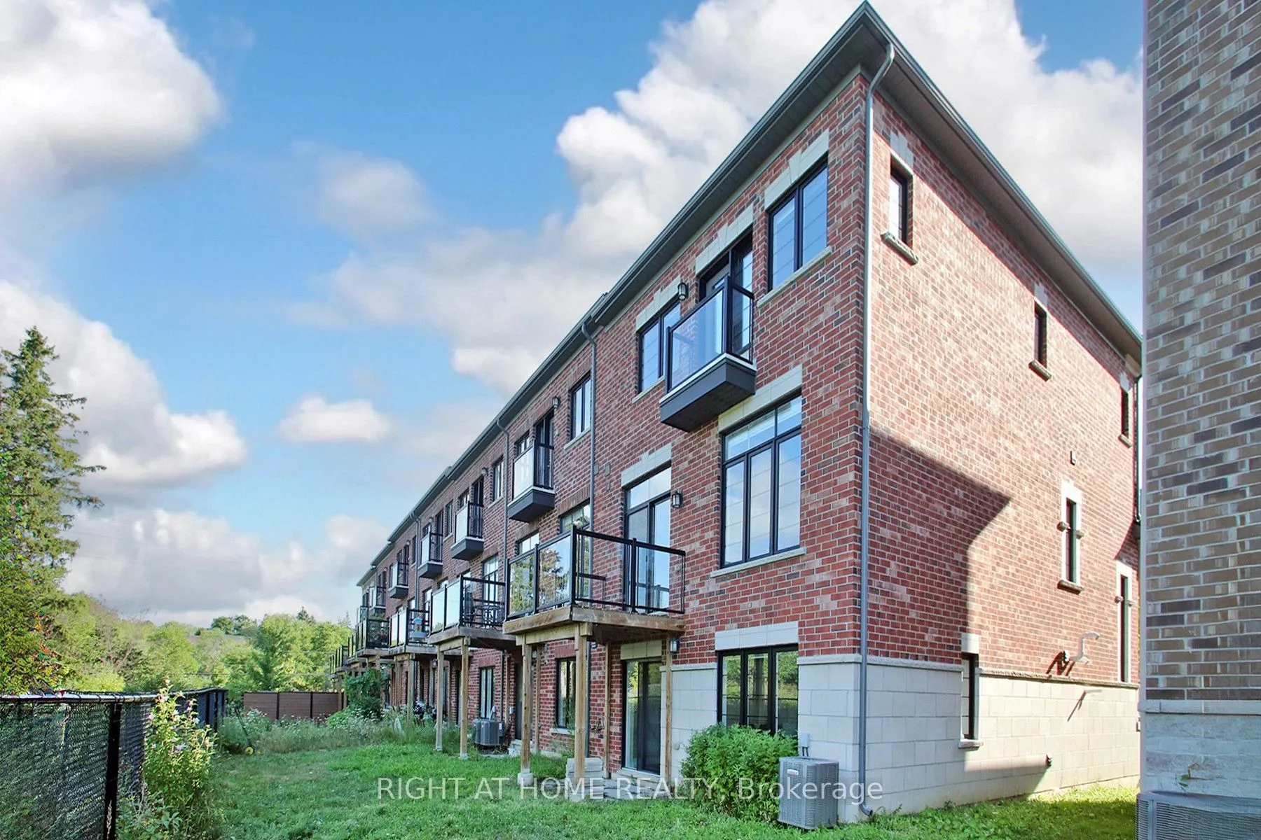 60 Duncombe Lane