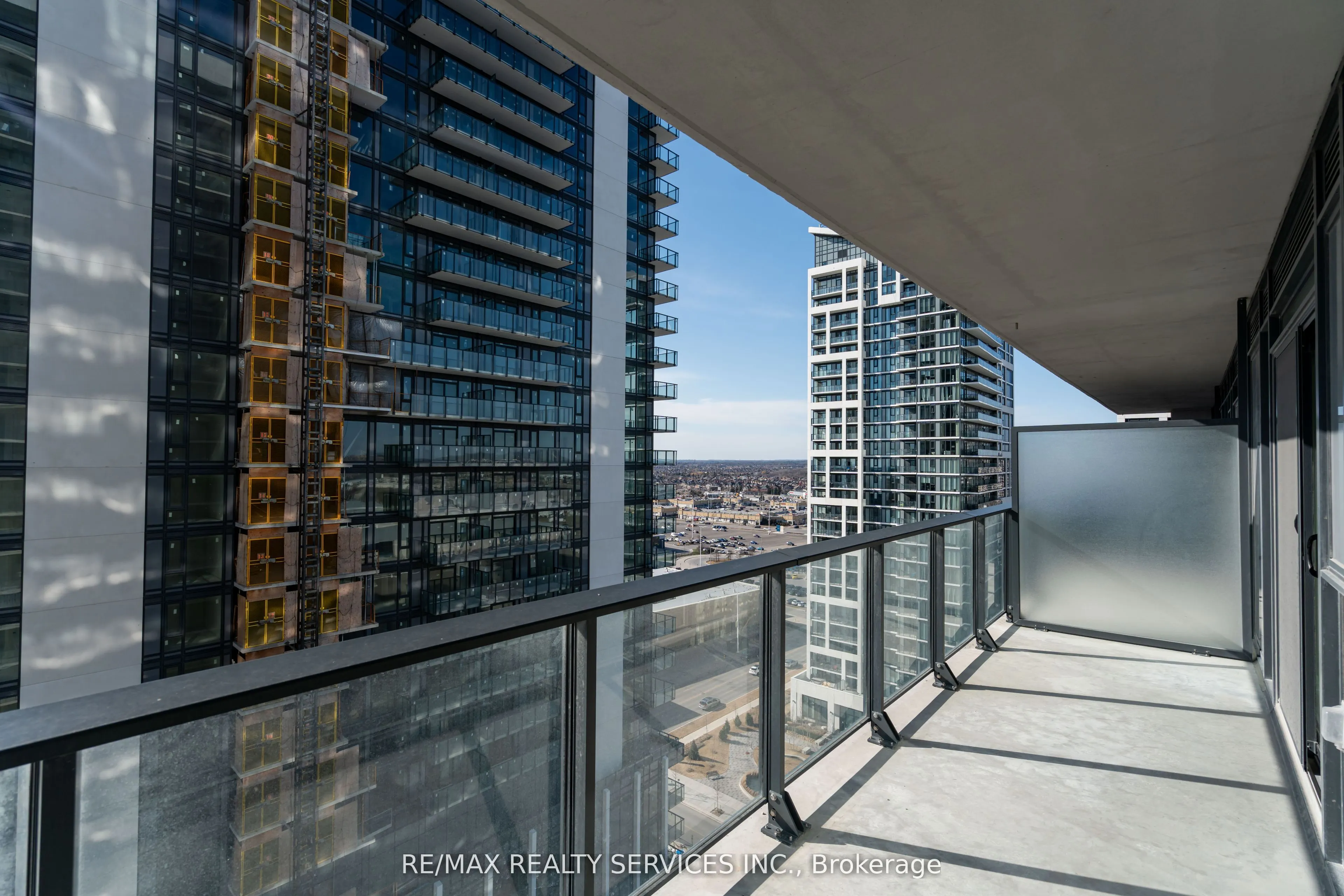 8960 JANE Street S, #1202