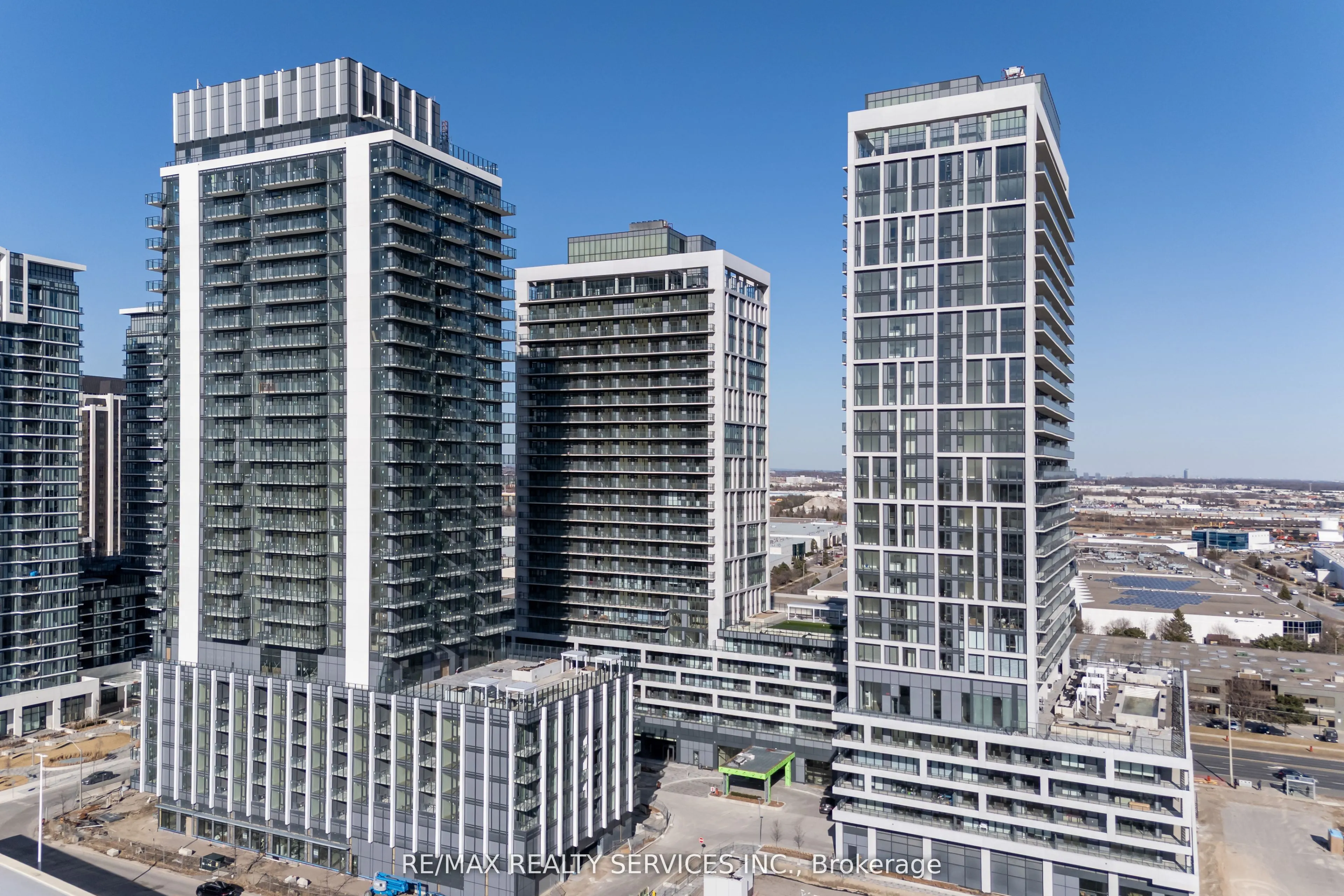 8960 JANE Street S, #1202