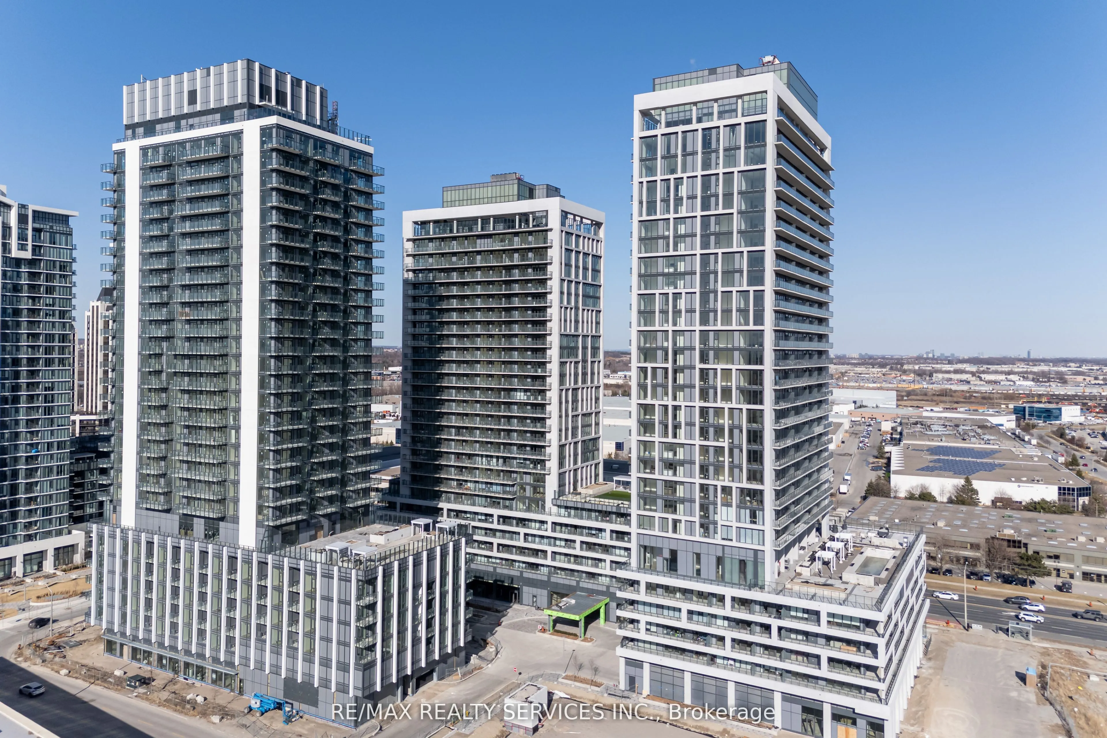 8960 JANE Street S, #1202
