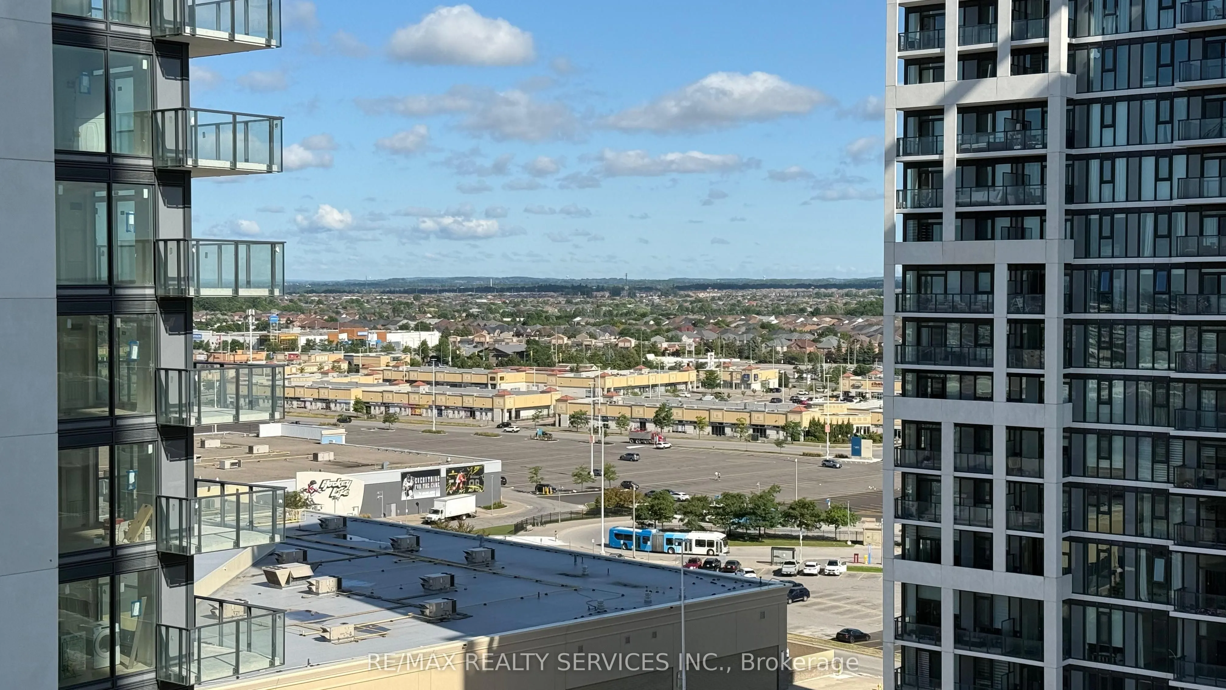 8960 JANE Street S, #1202