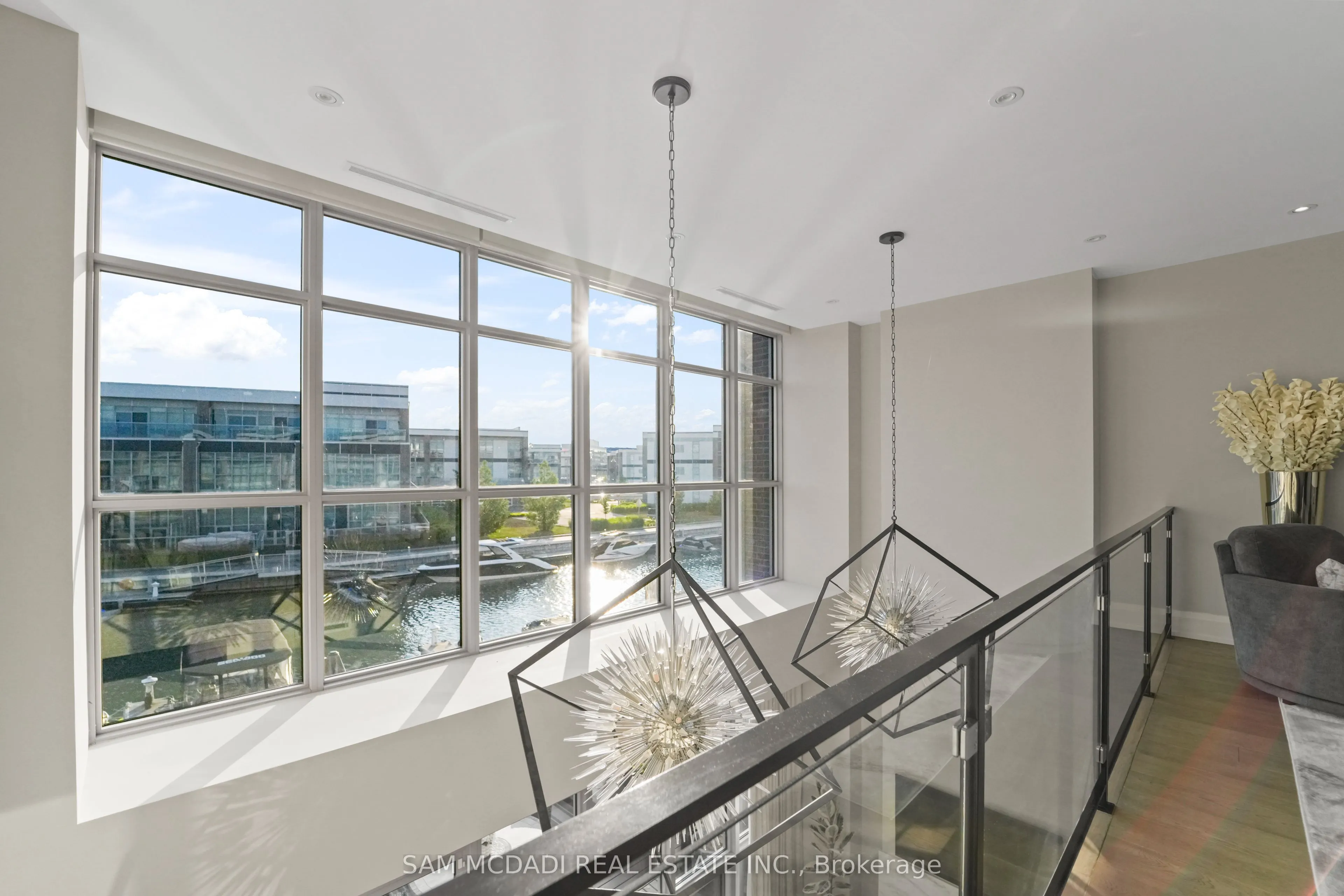 3772 Mangusta Court