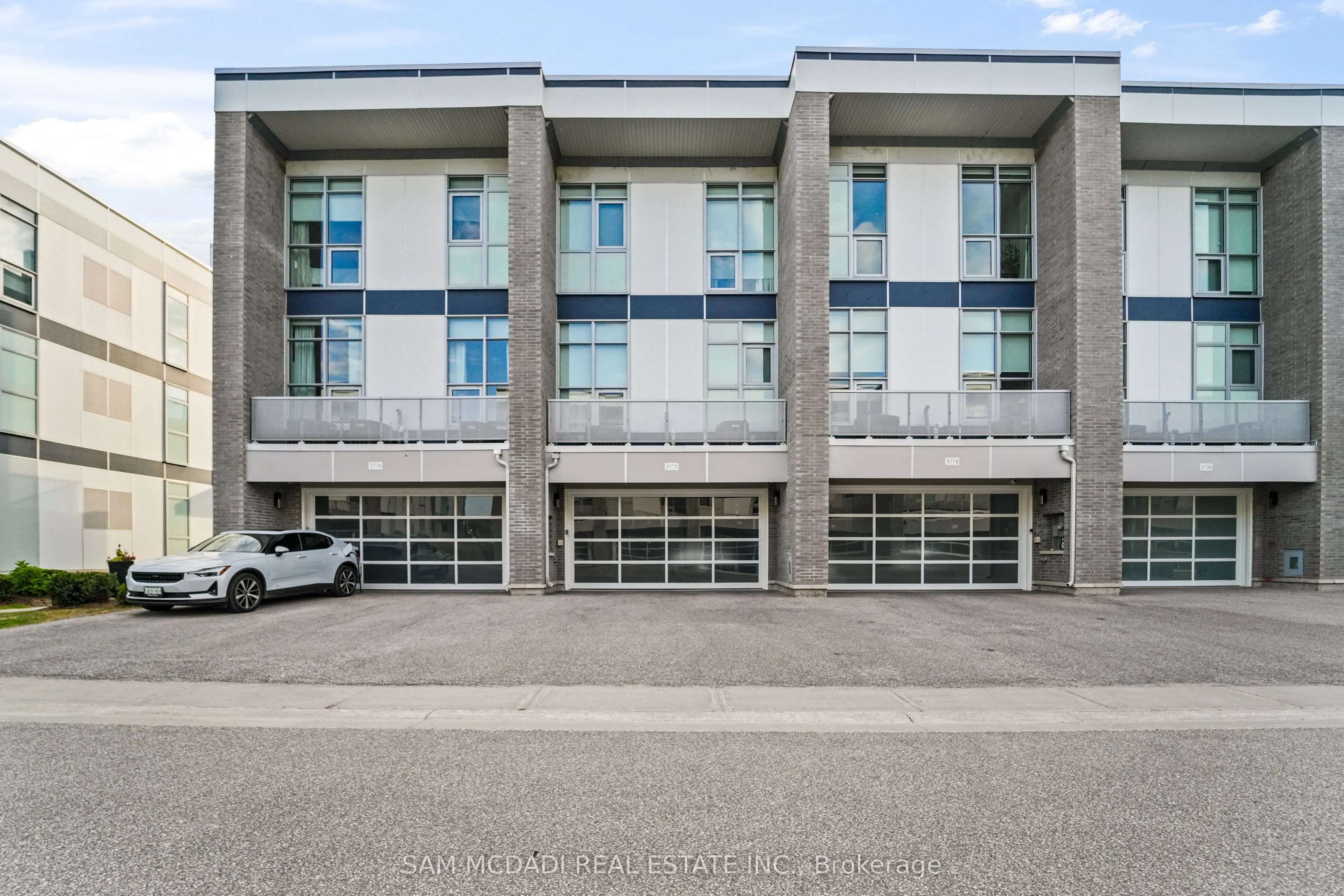 3772 Mangusta Court