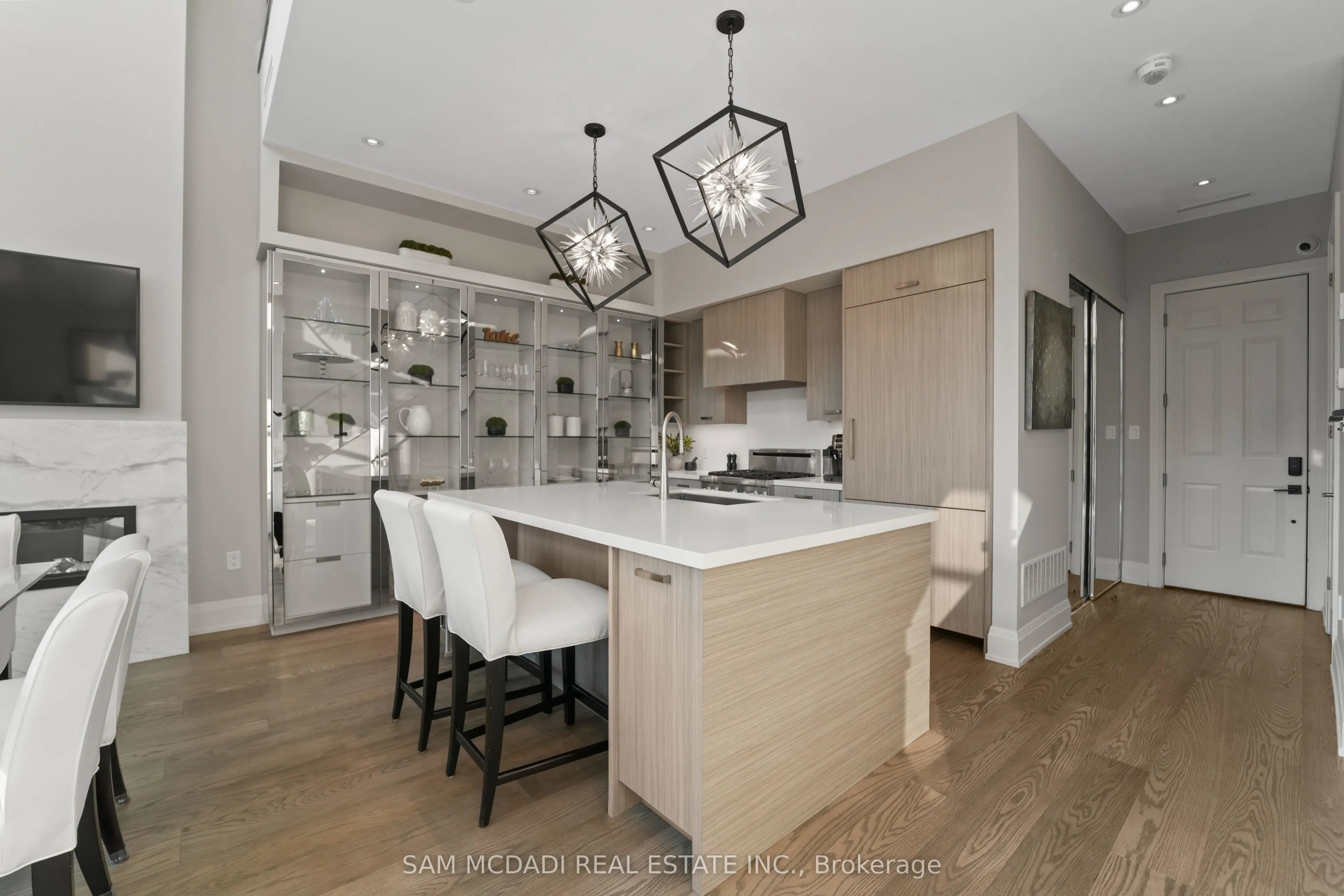3772 Mangusta Court