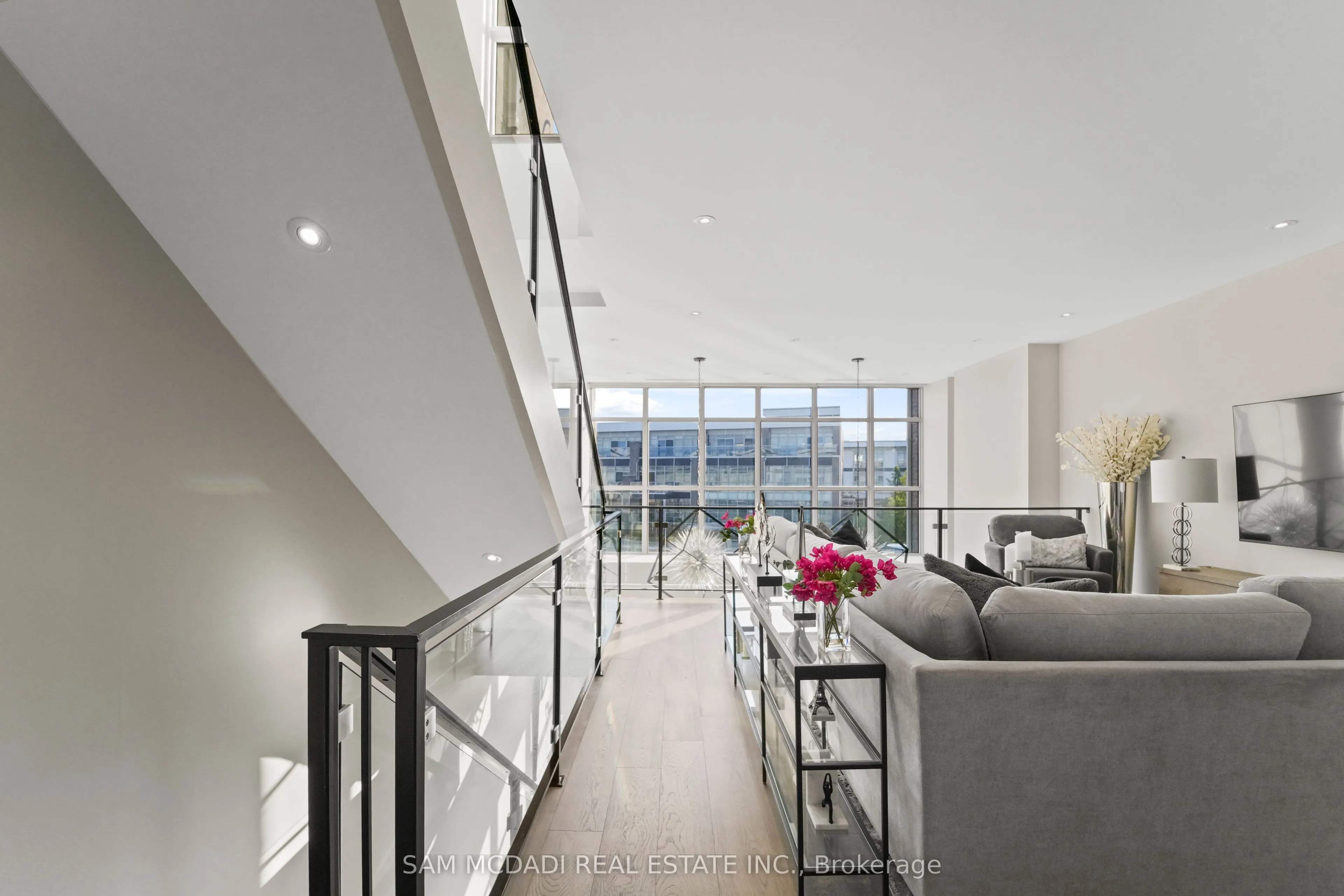 3772 Mangusta Court