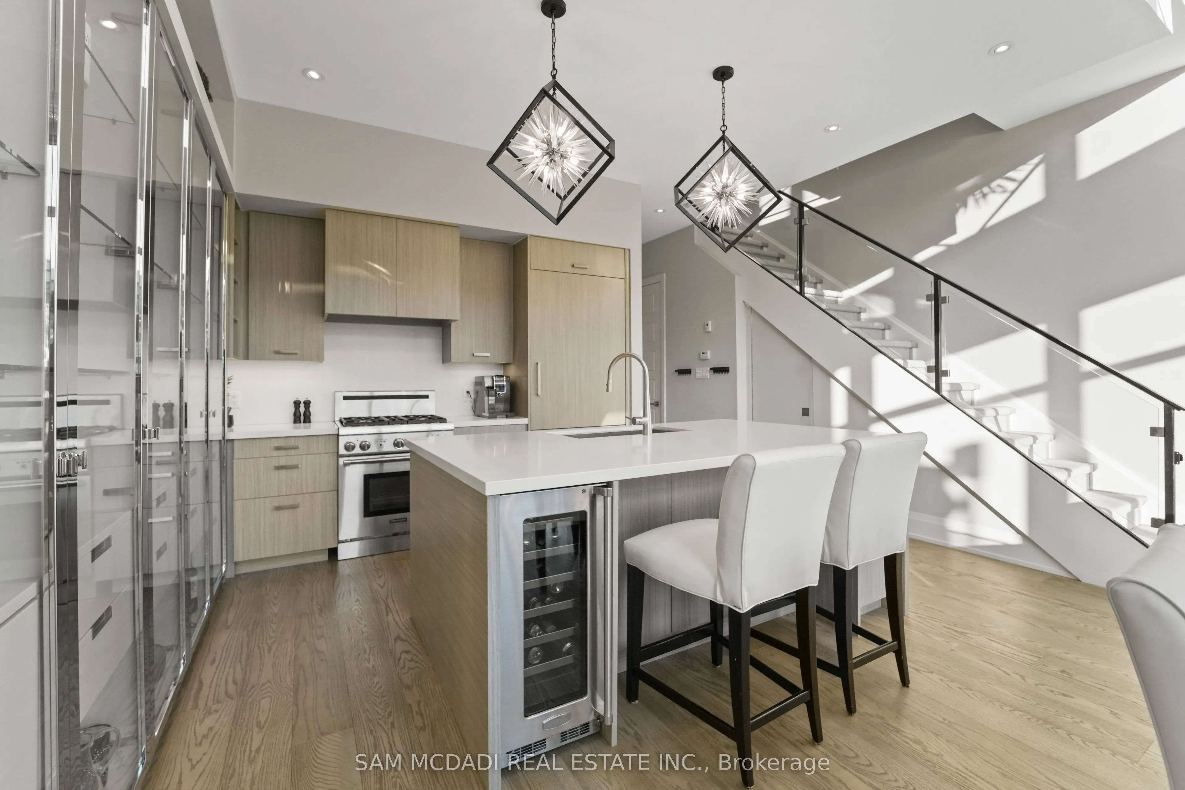 3772 Mangusta Court