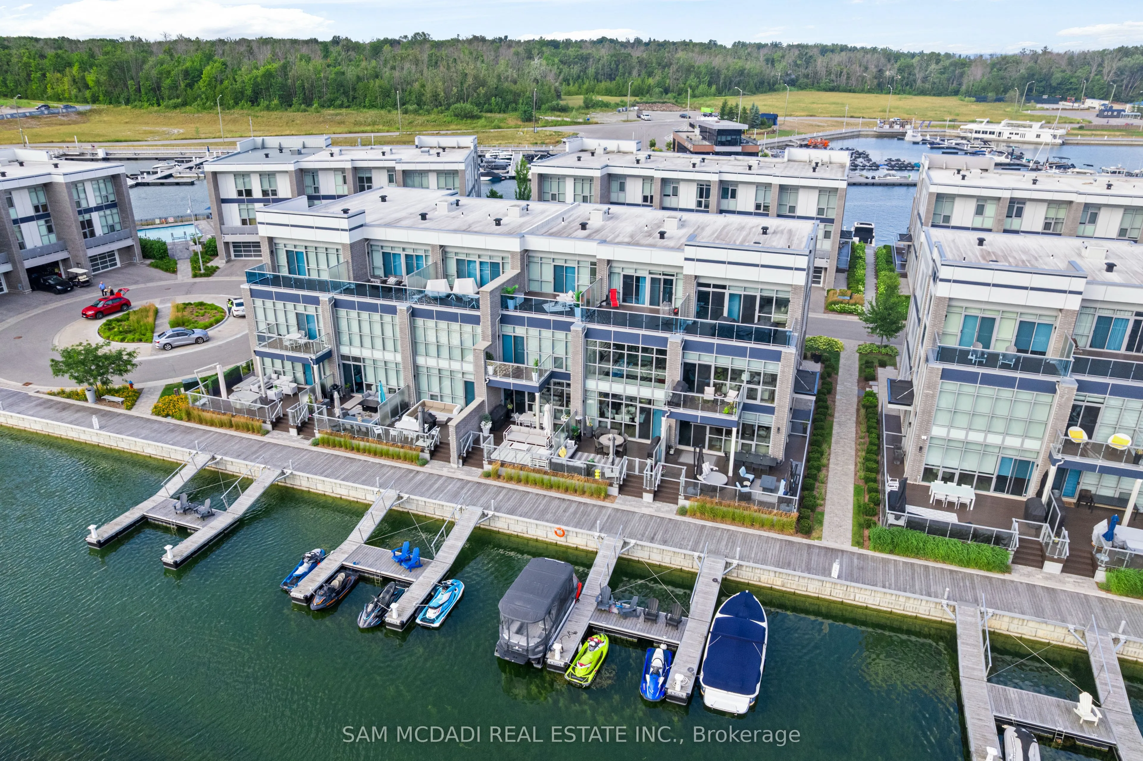 3772 Mangusta Court