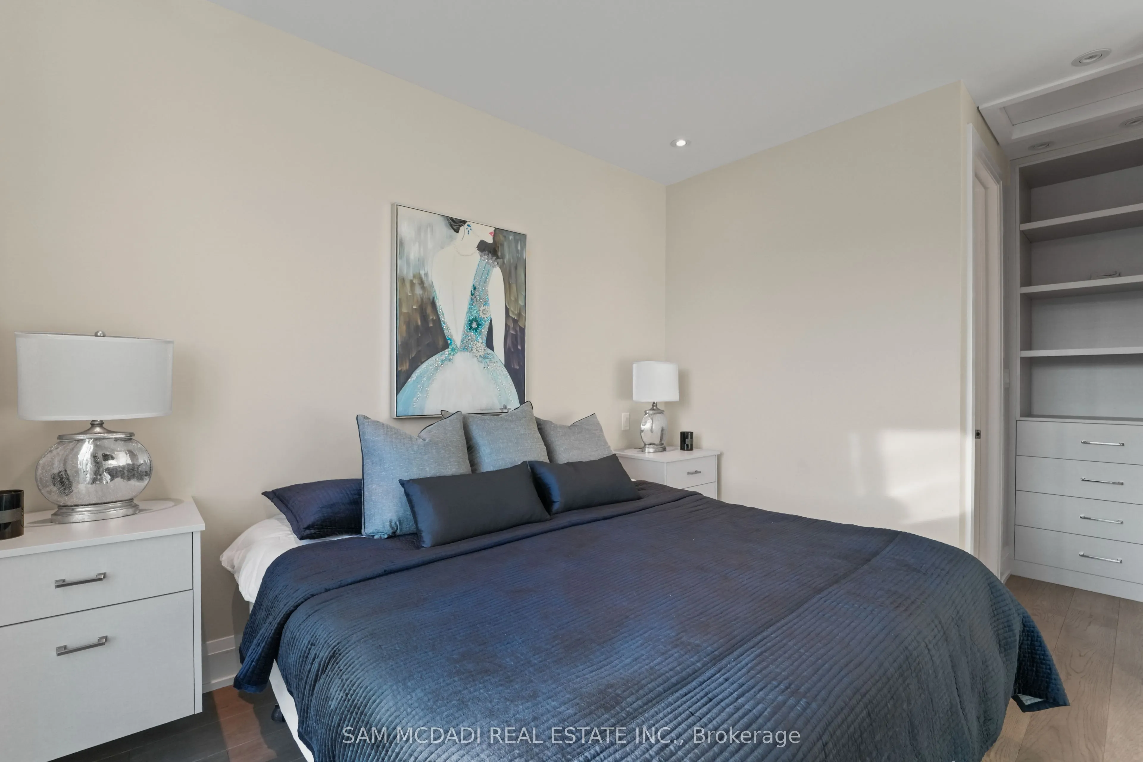 3772 Mangusta Court