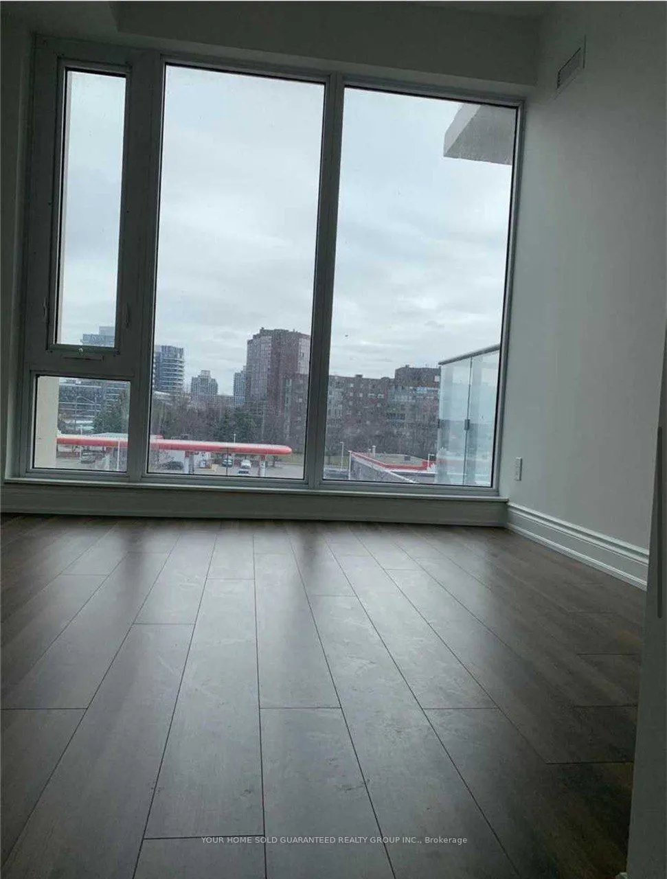 9618 Yonge Street, #303