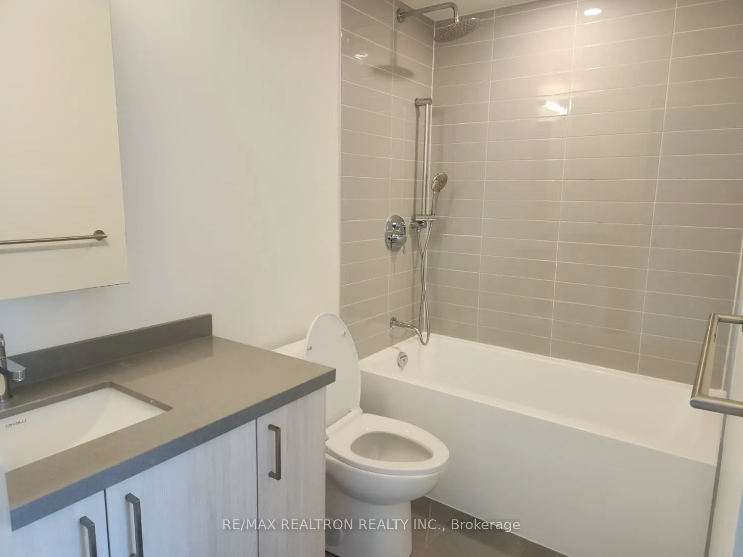 8868 Yonge Street, #1205E