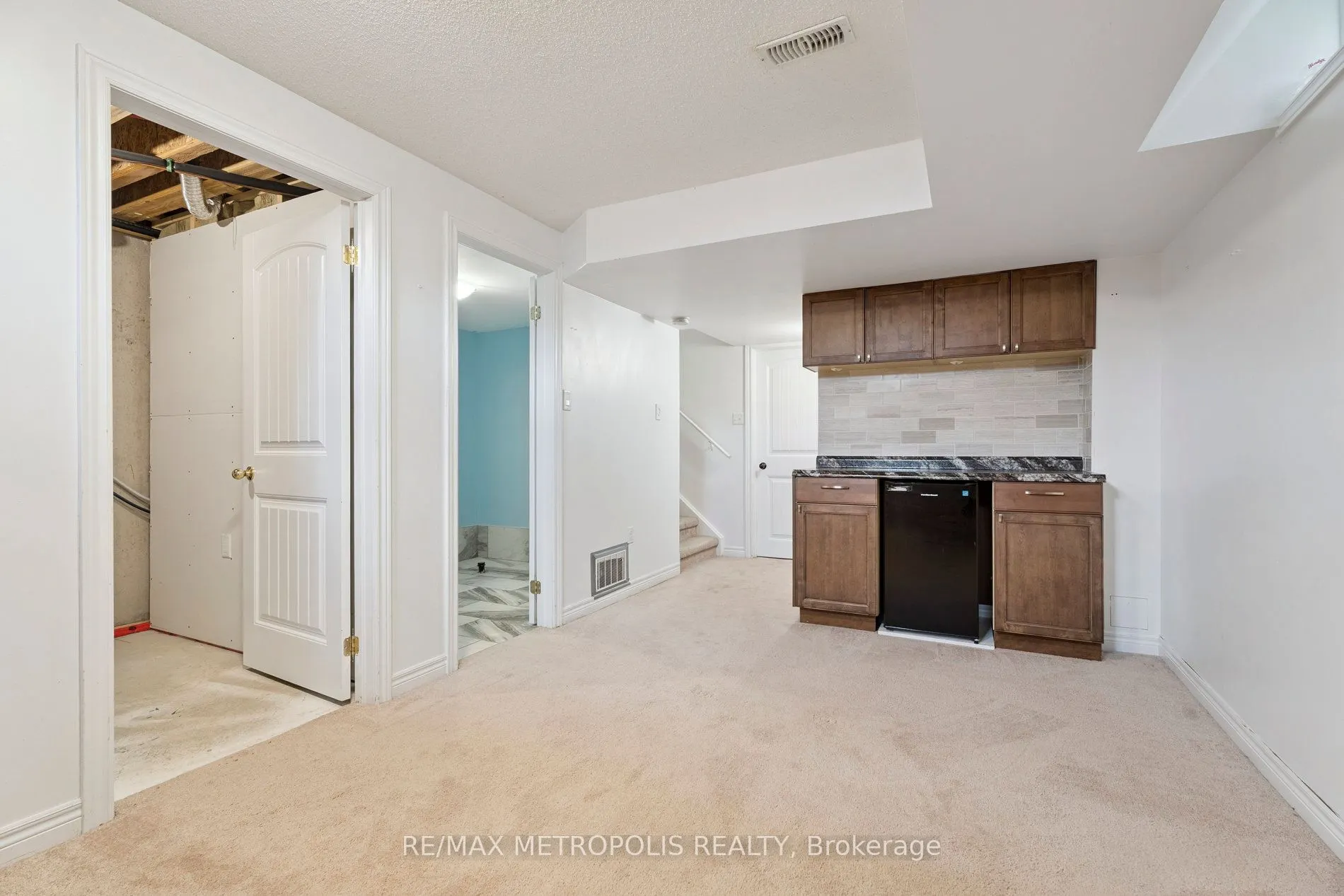 22 Admiral Crescent