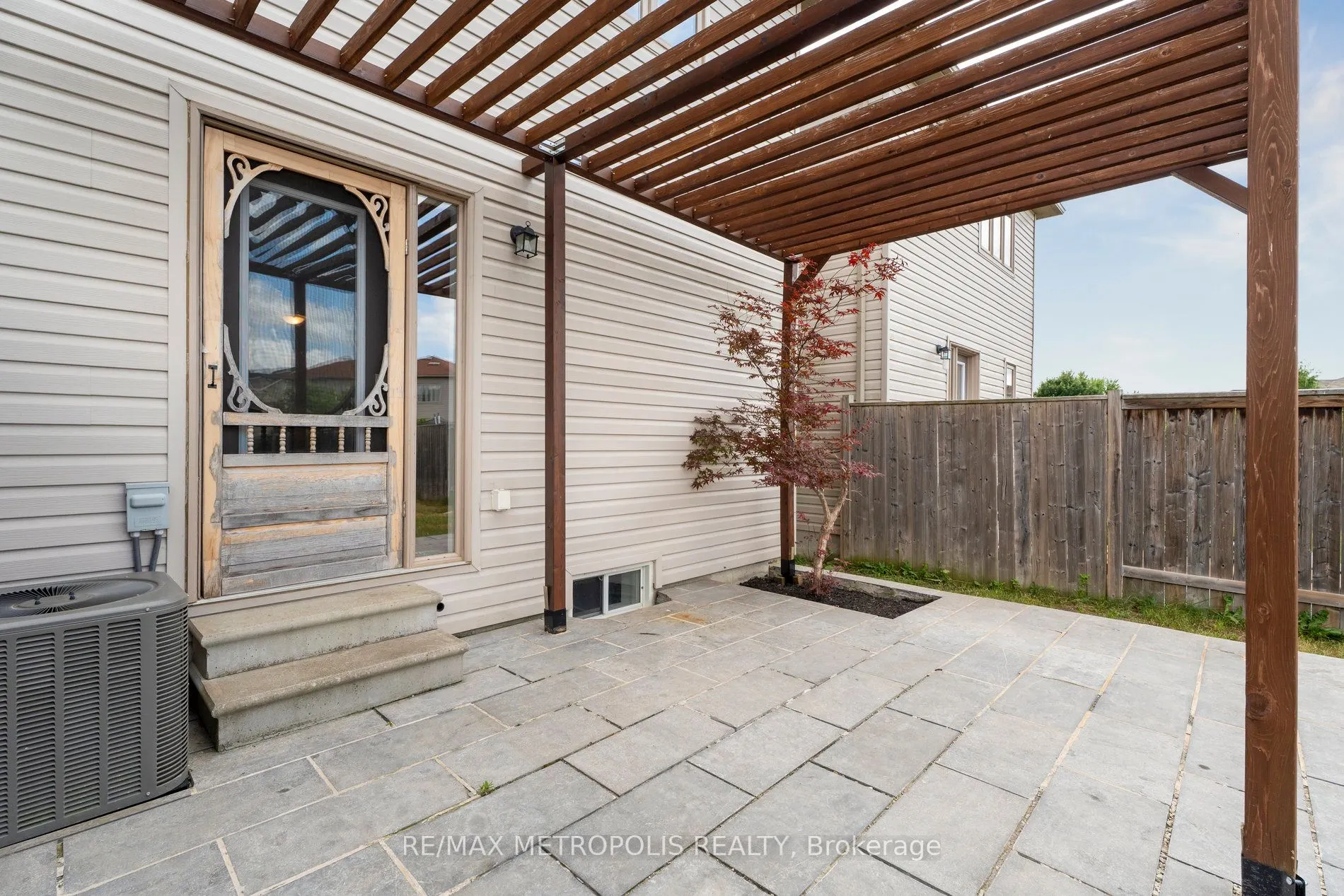 22 Admiral Crescent