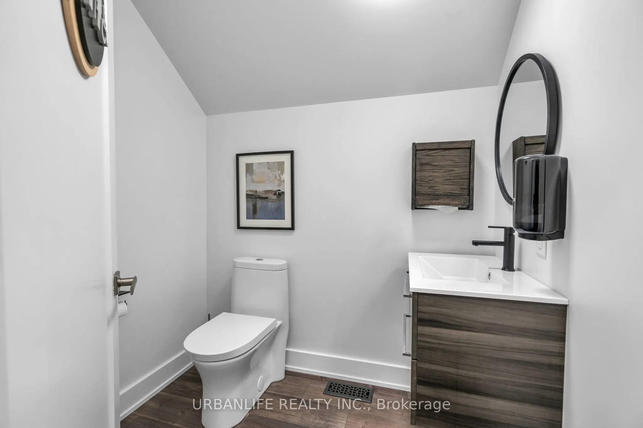 18967 Leslie Street, #3B