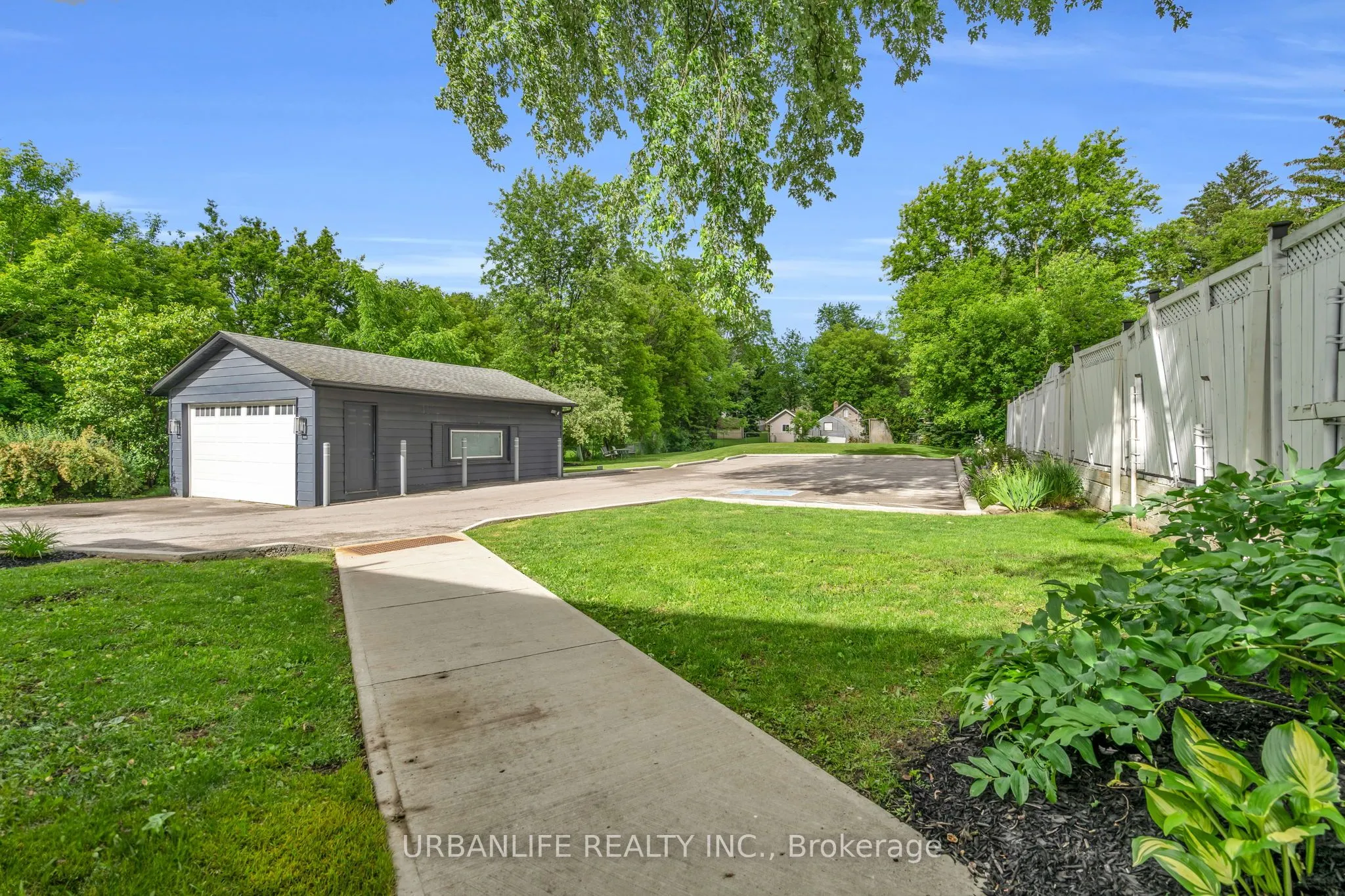 18967 Leslie Street, #3B