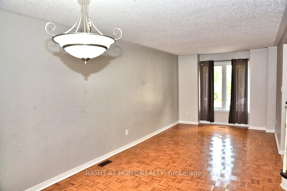 146 Baywell Crescent