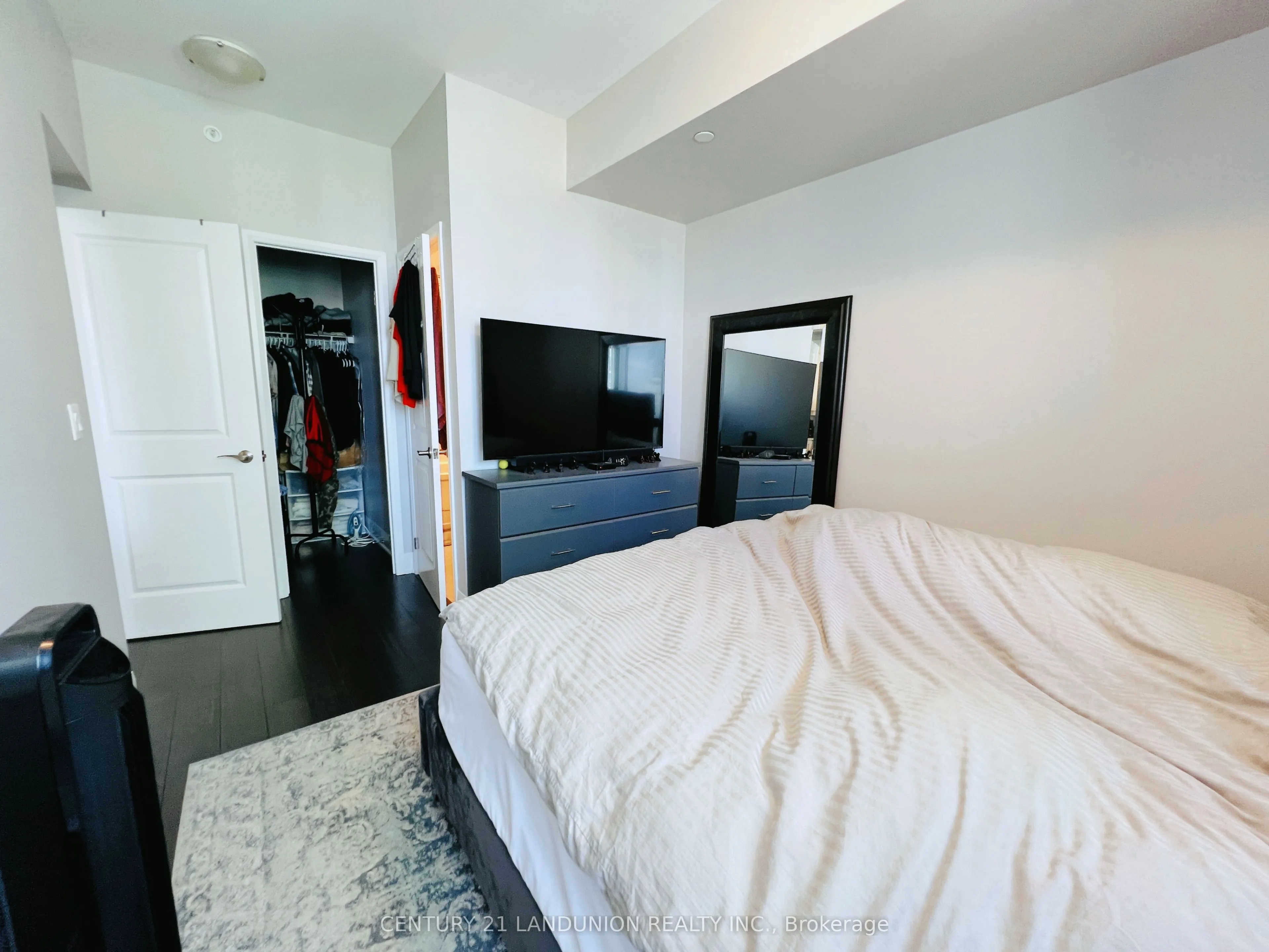 2900 Highway 7 Road, #1305