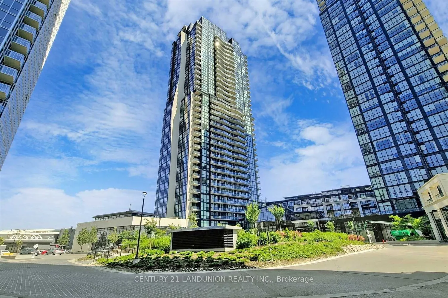 2900 Highway 7 Road, #1305
