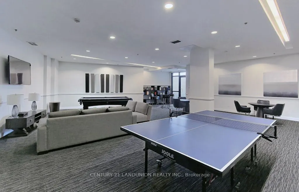 2900 Highway 7 Road, #1305
