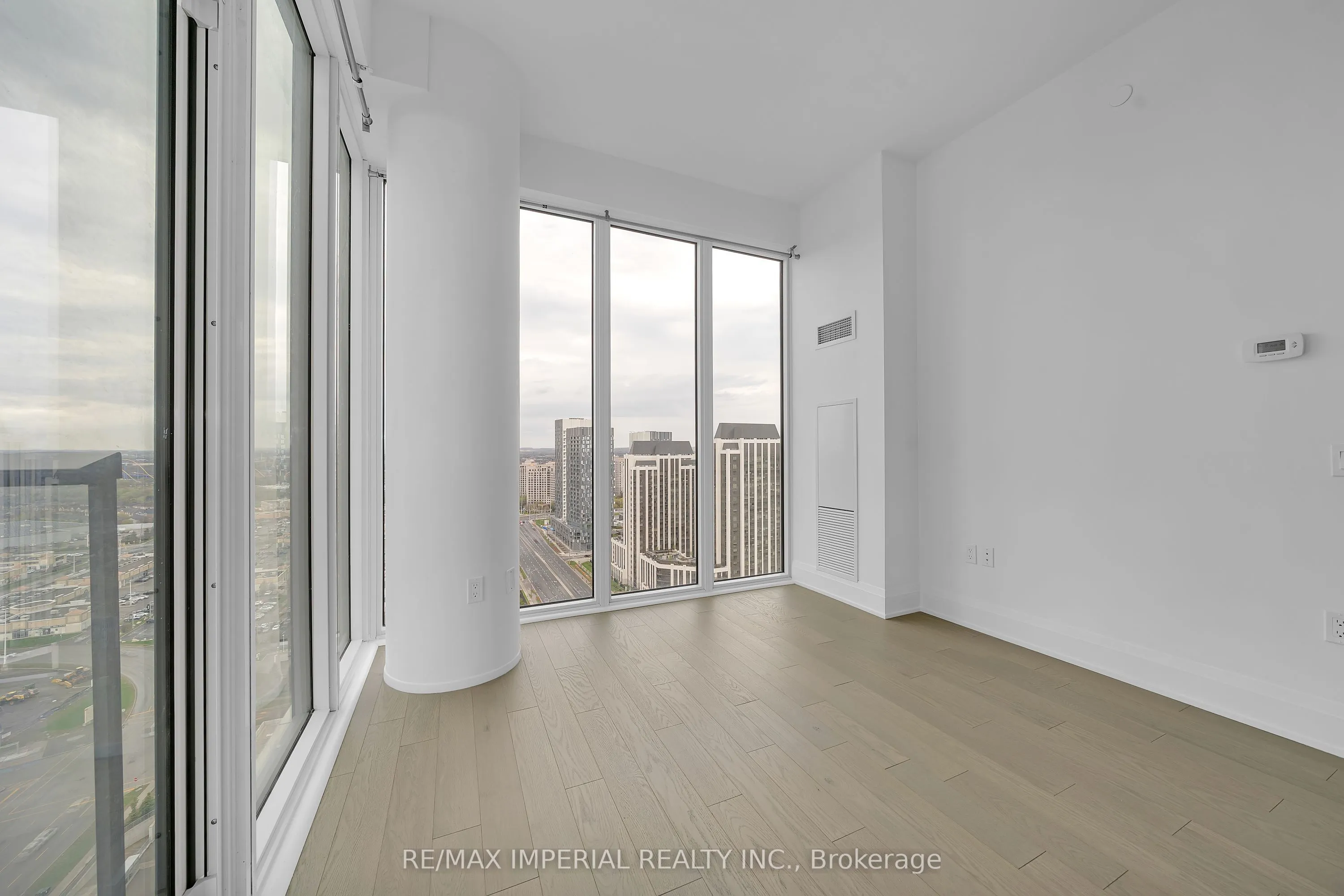 9000 Jane Street, #PH106