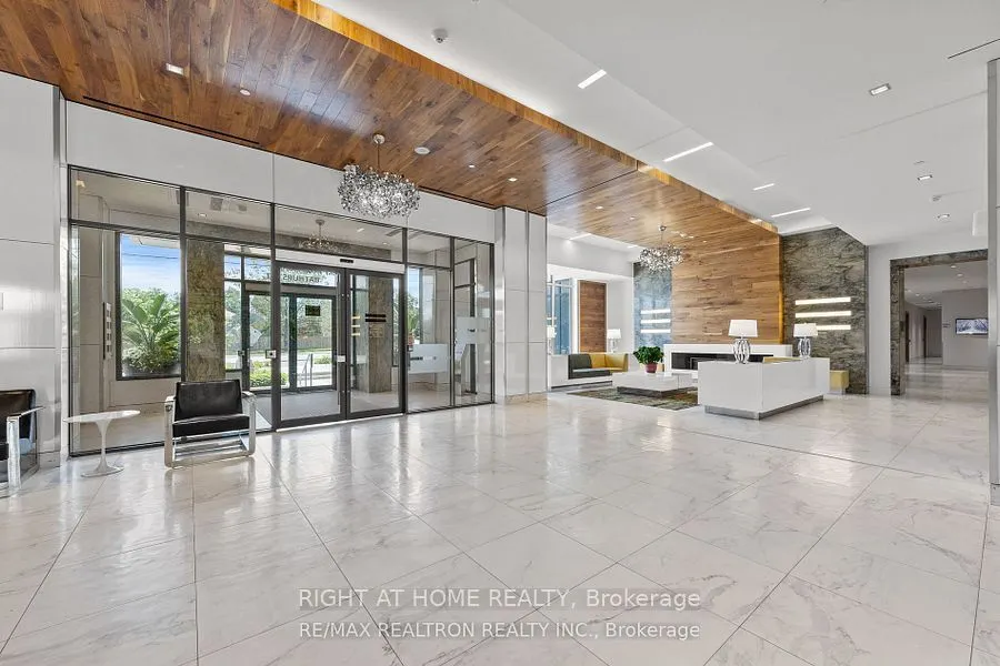 7890 Bathurst Street, #2302