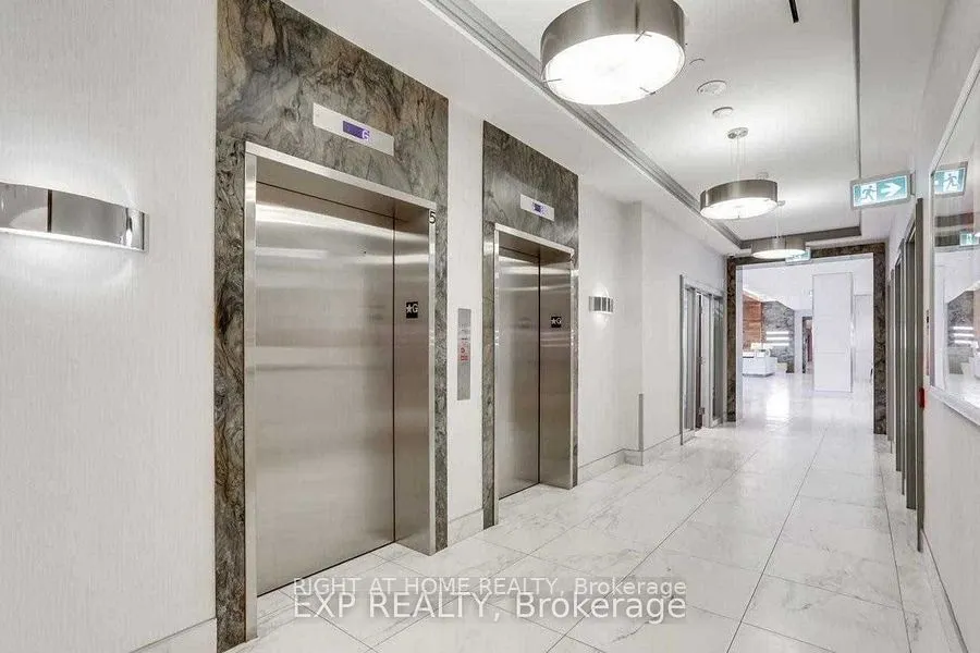 7890 Bathurst Street, #2302