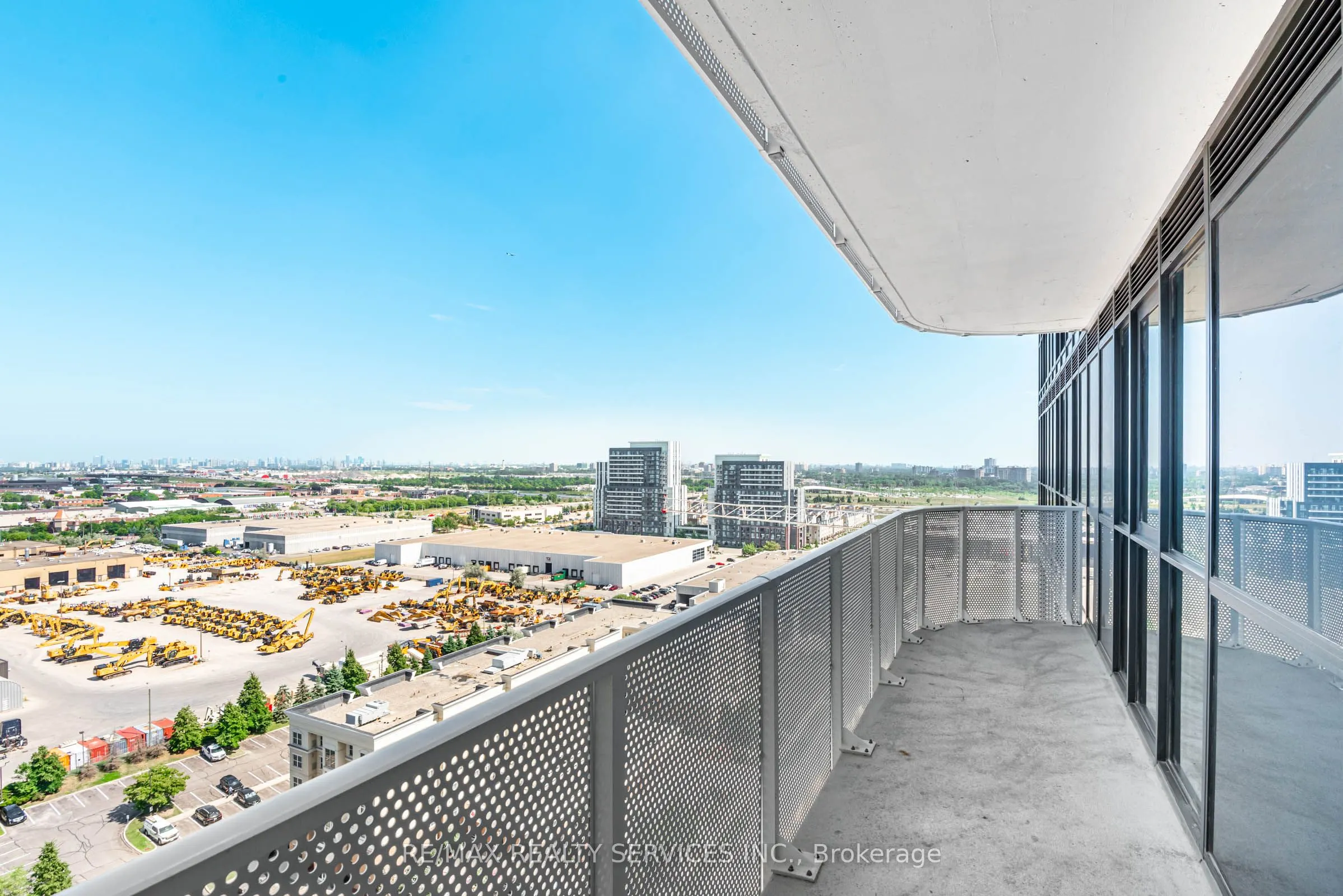 28 Interchange Way, #2009