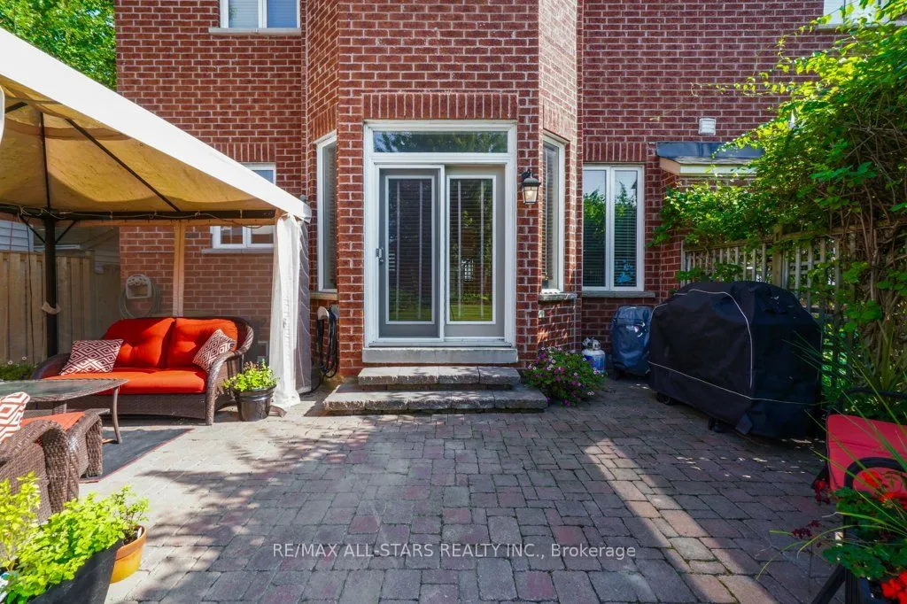 67 Rosena Lane