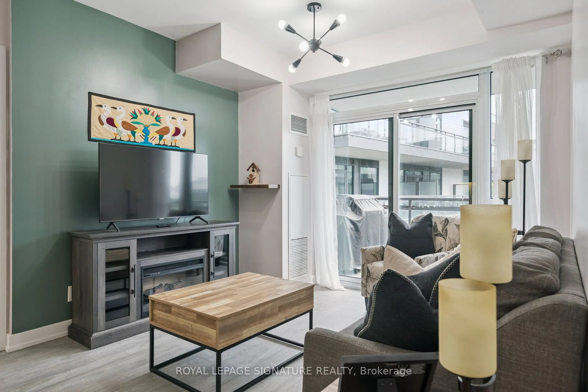 301 Sea Ray Avenue, #C305