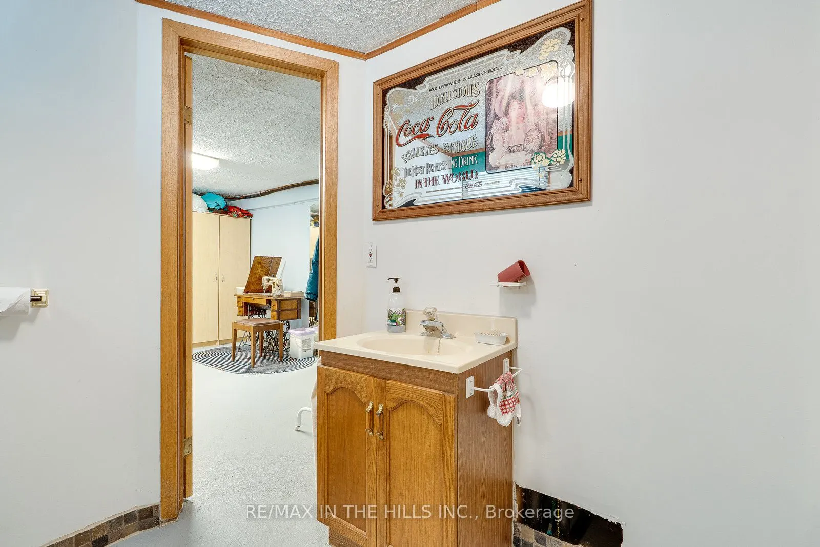 1290 County Rd 50 Road