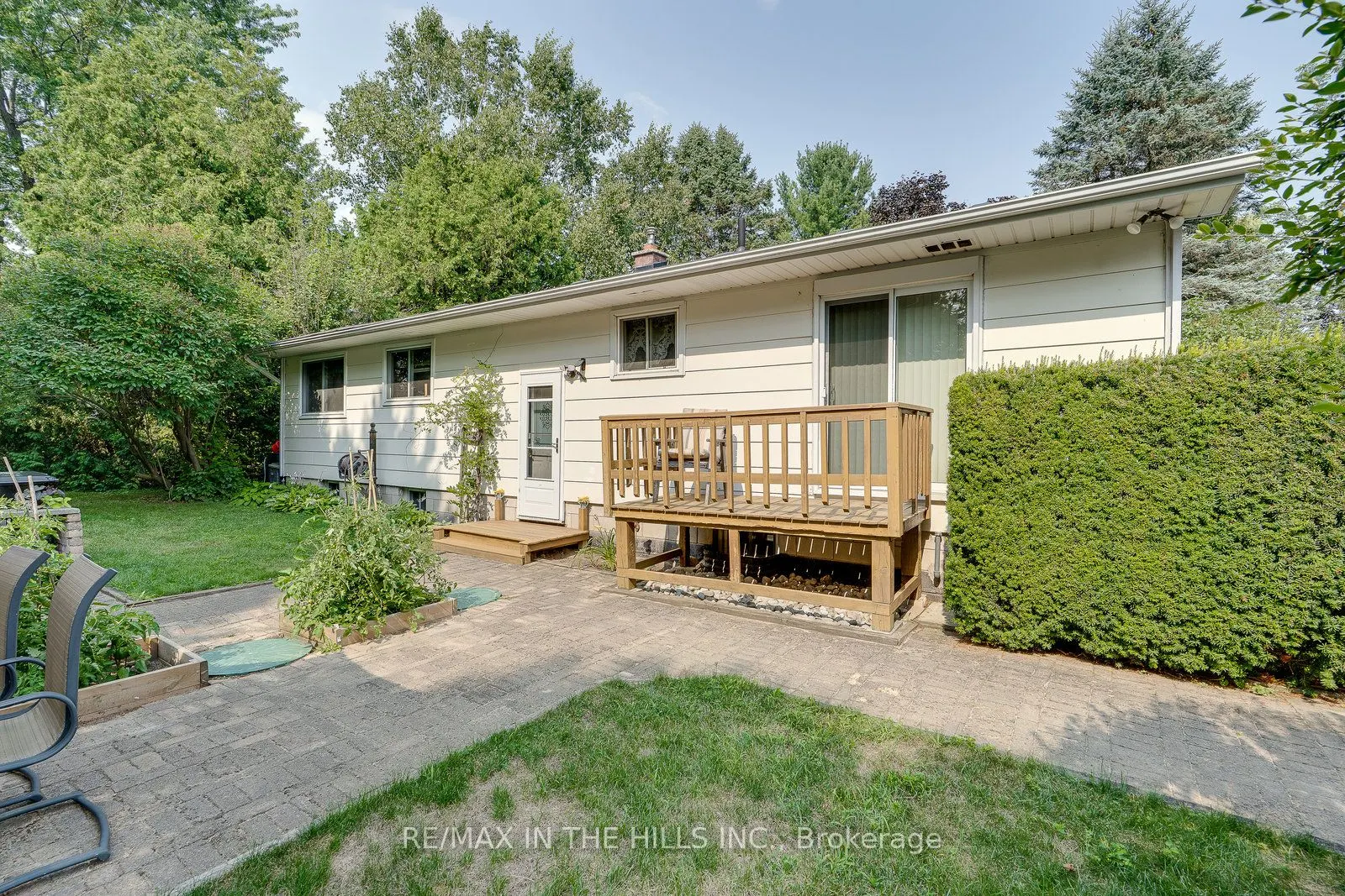 1290 County Rd 50 Road