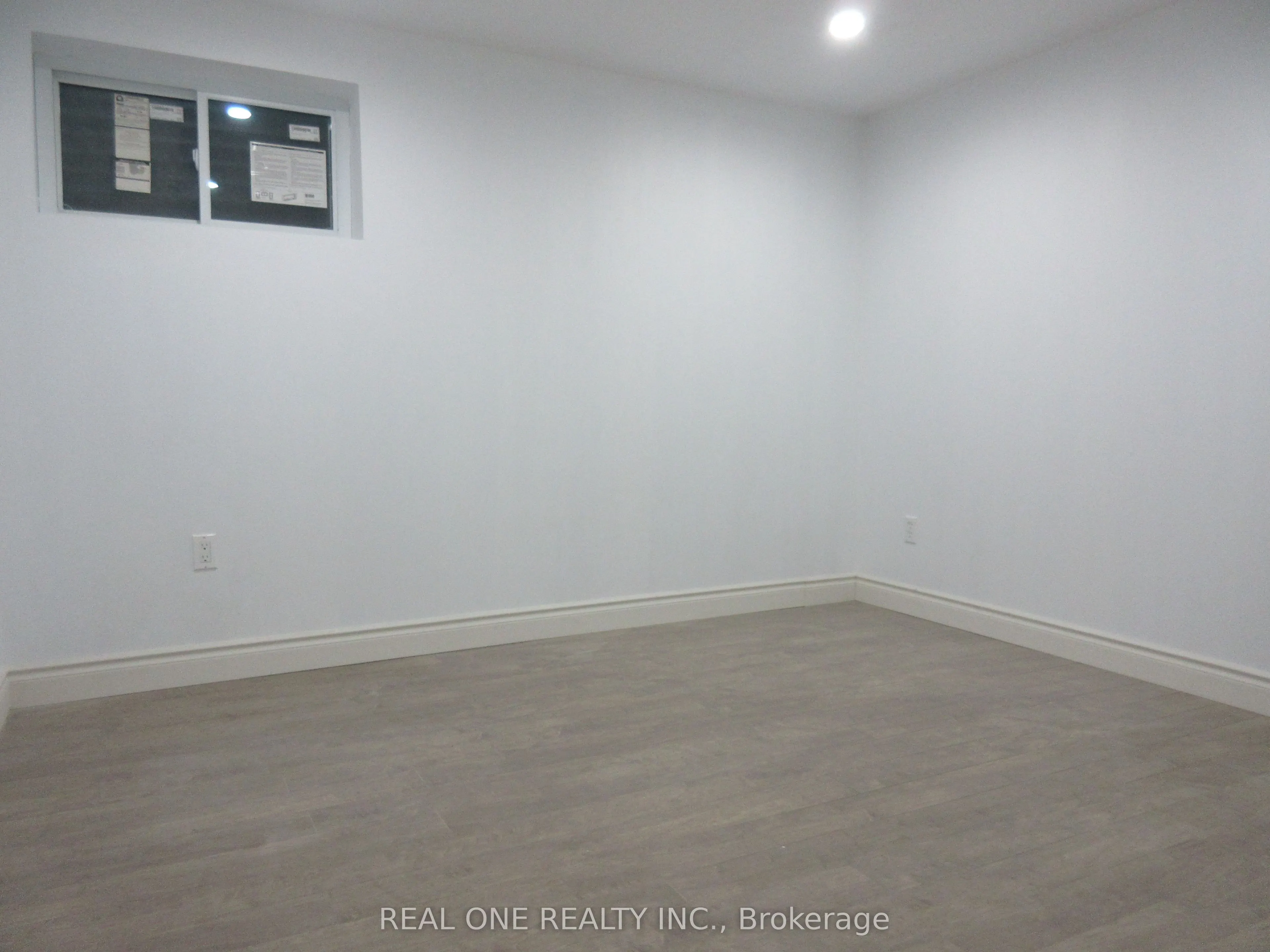 14 Liebeck Crescent, #Basemt