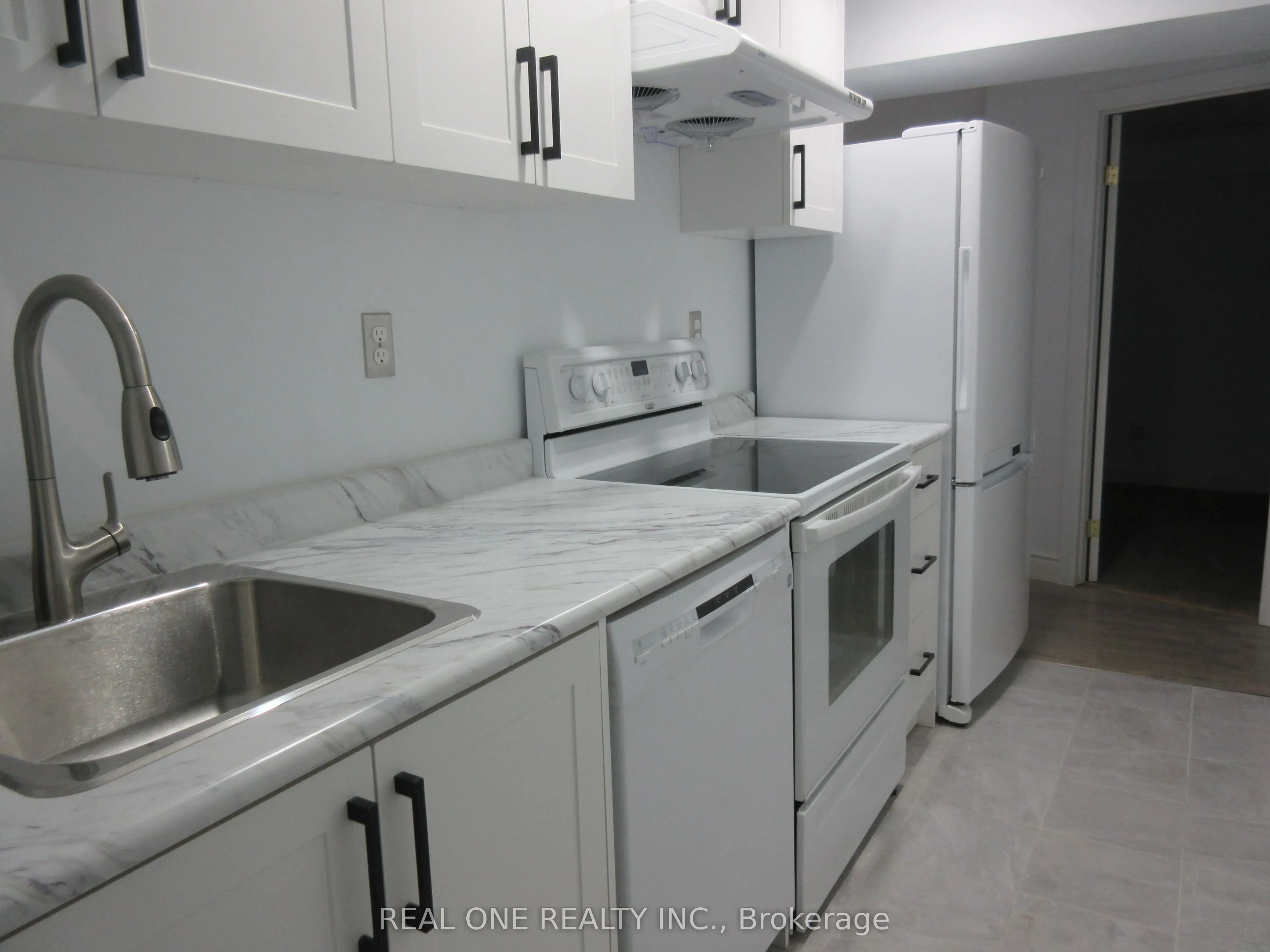 14 Liebeck Crescent, #Basemt