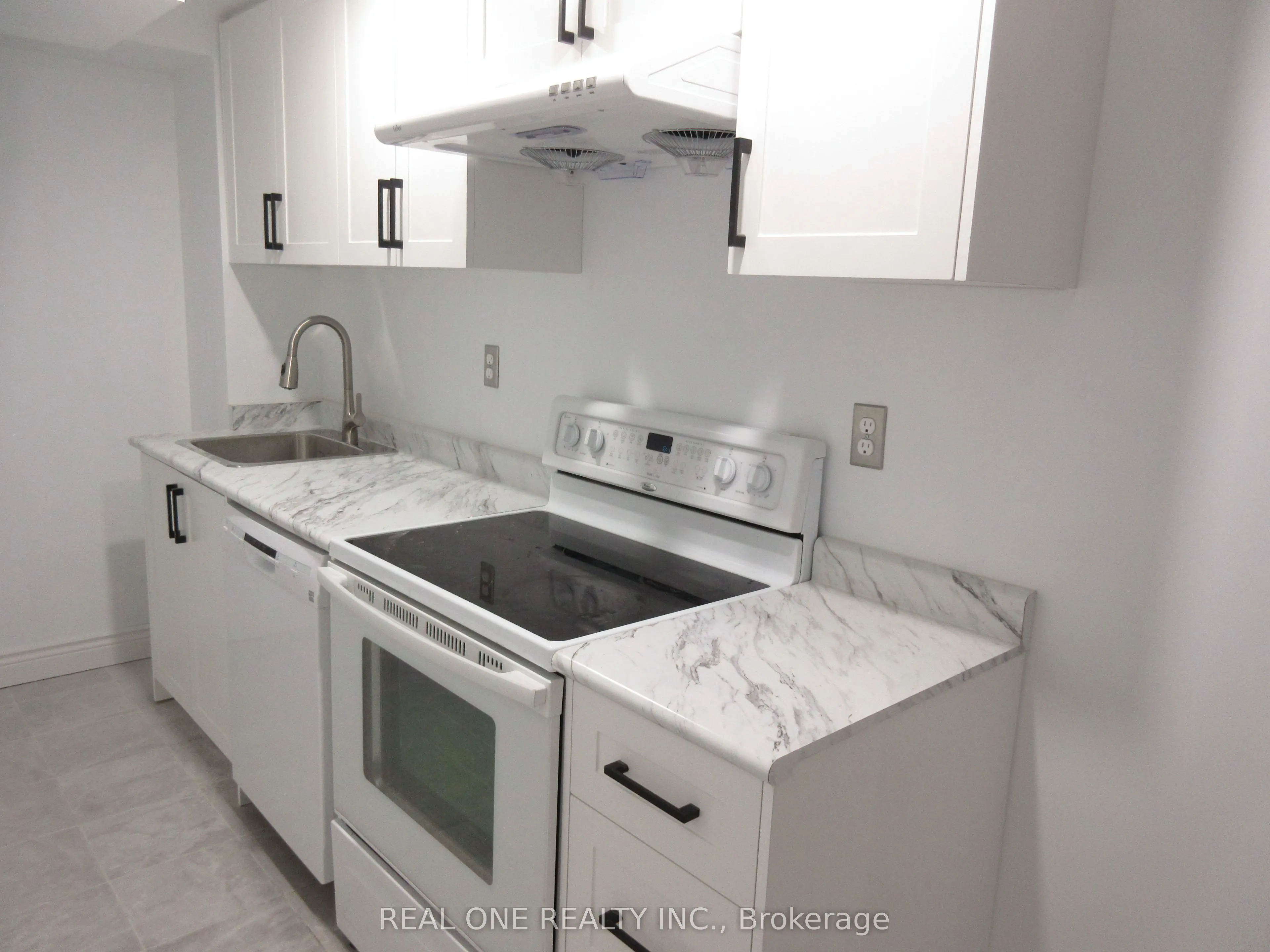 14 Liebeck Crescent, #Basemt