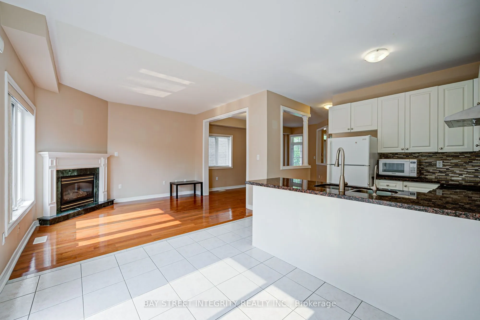 150 Peninsula Crescent