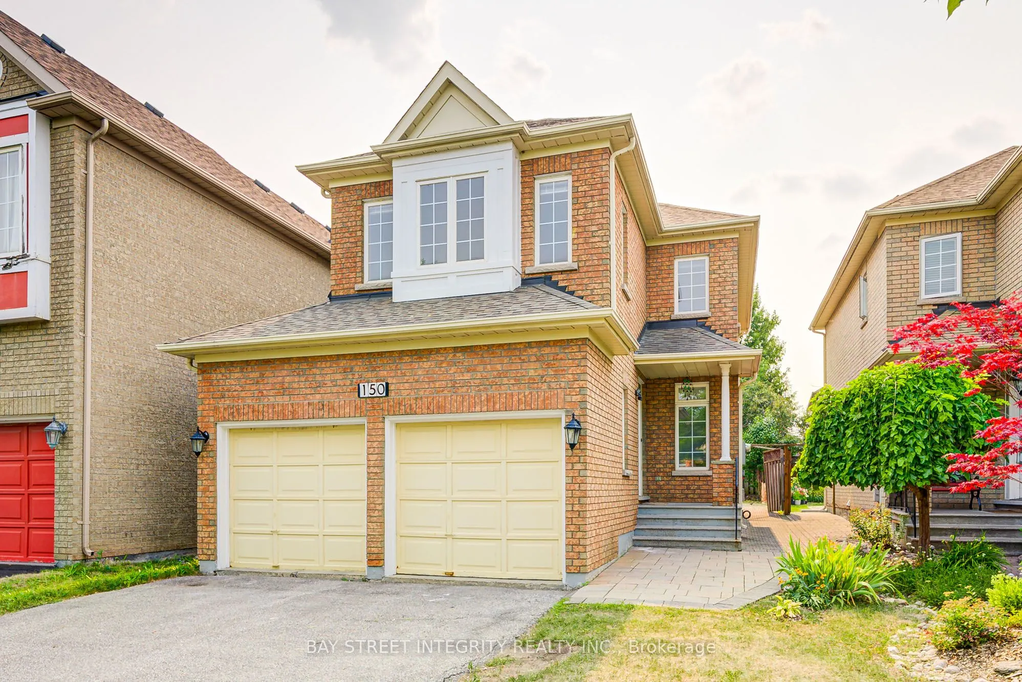 150 Peninsula Crescent