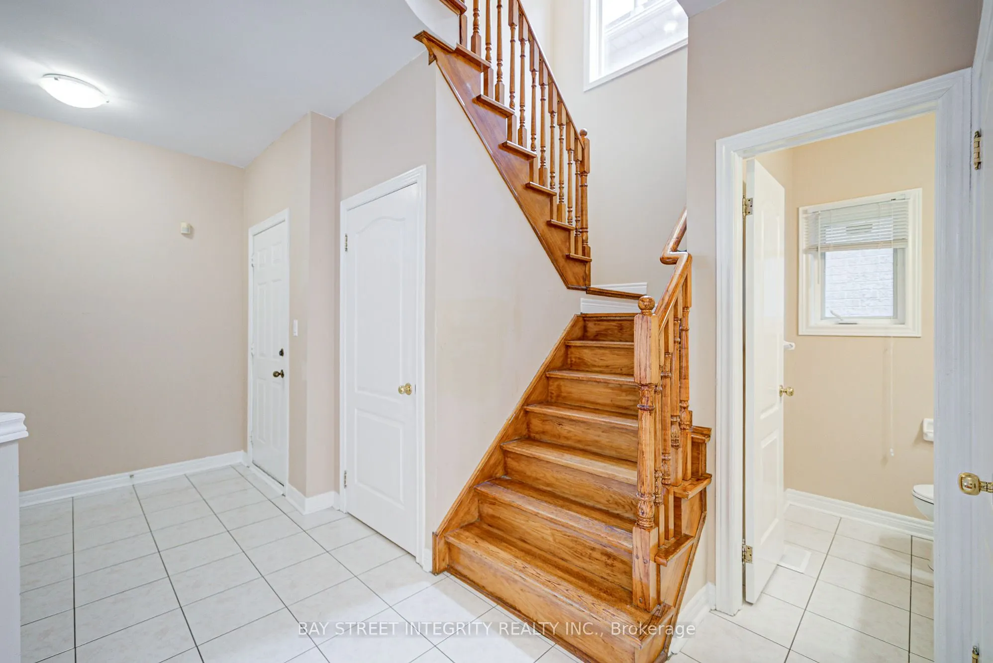 150 Peninsula Crescent