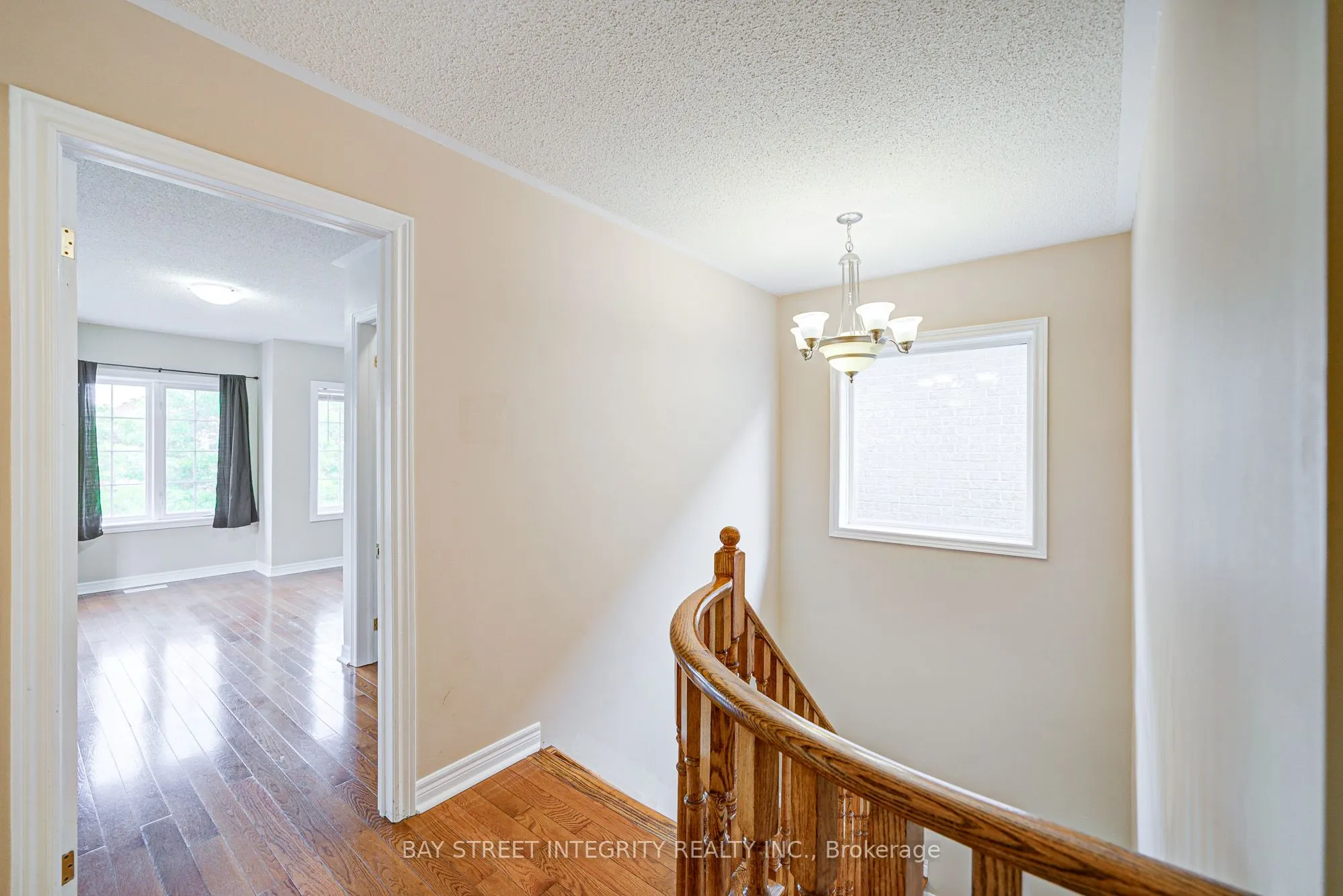 150 Peninsula Crescent