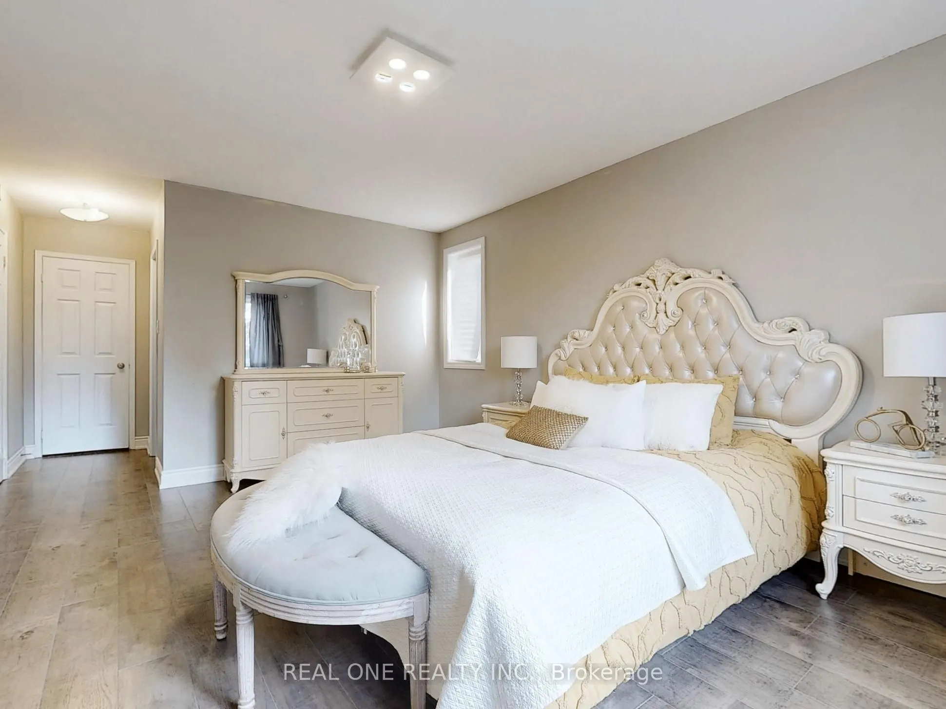 35 Aitken Circle