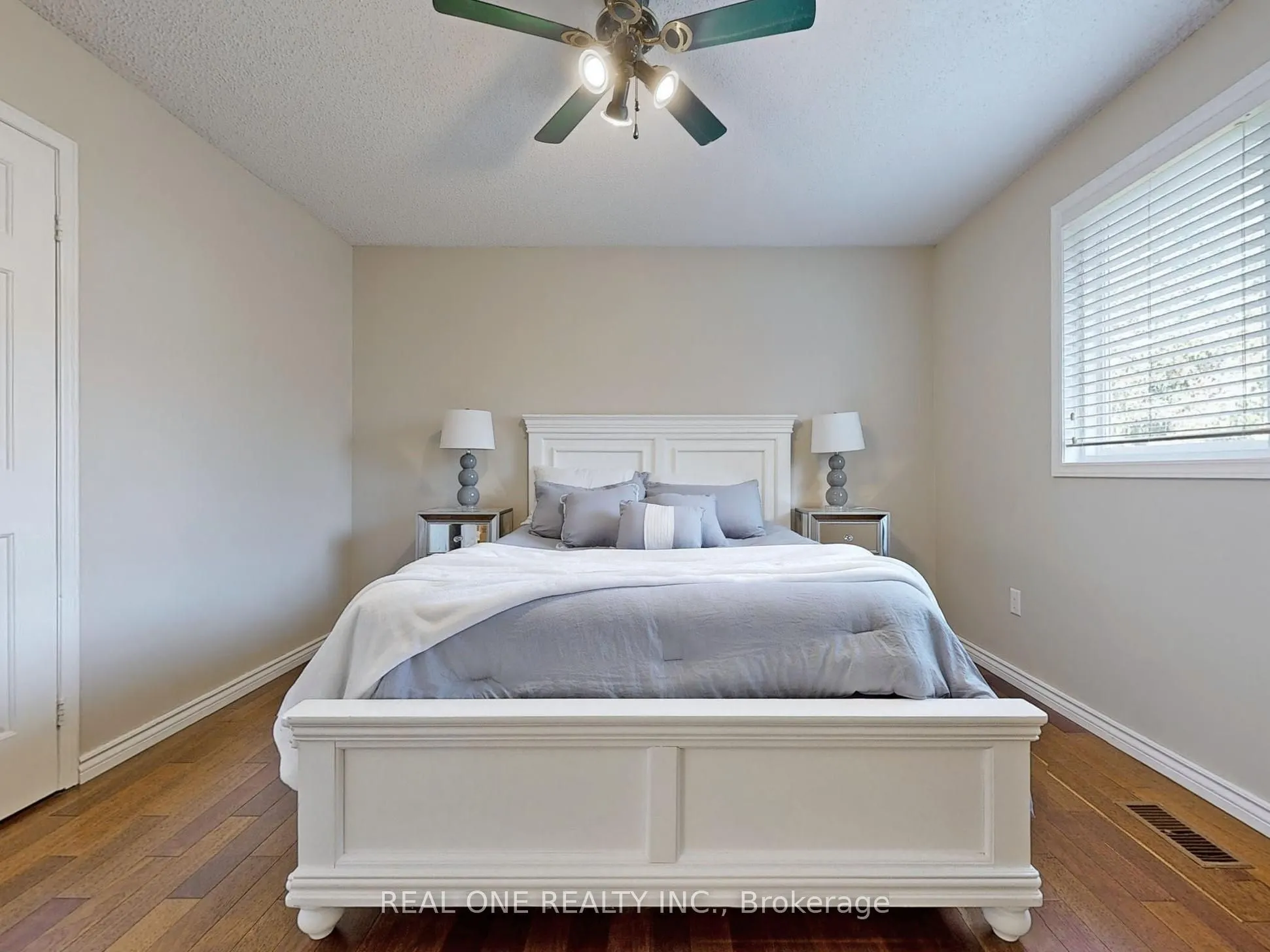 35 Aitken Circle